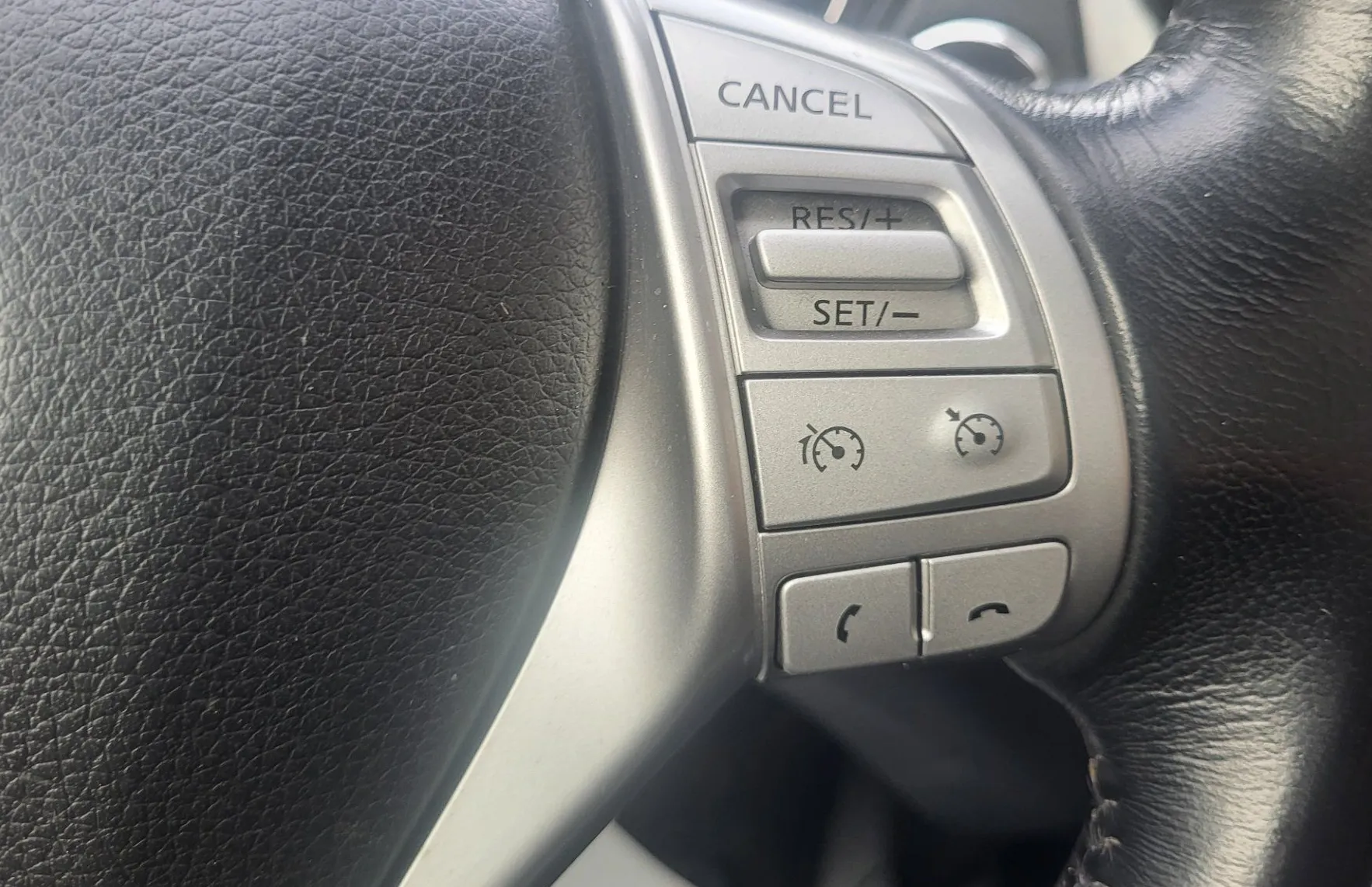 Zunanja slika - Nissan X-Trail - 1.6 dCi Aut navi-alu-pdc-kamera-acc-usnje-servis - 10