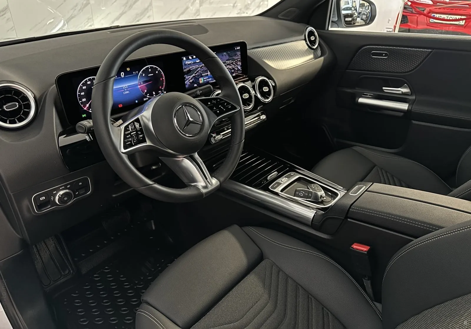 Notranja slika - Mercedes-Benz GLA-Razred - 180 d Progressive Avt. |360Kamera|LineAss|Gretje|. - 9