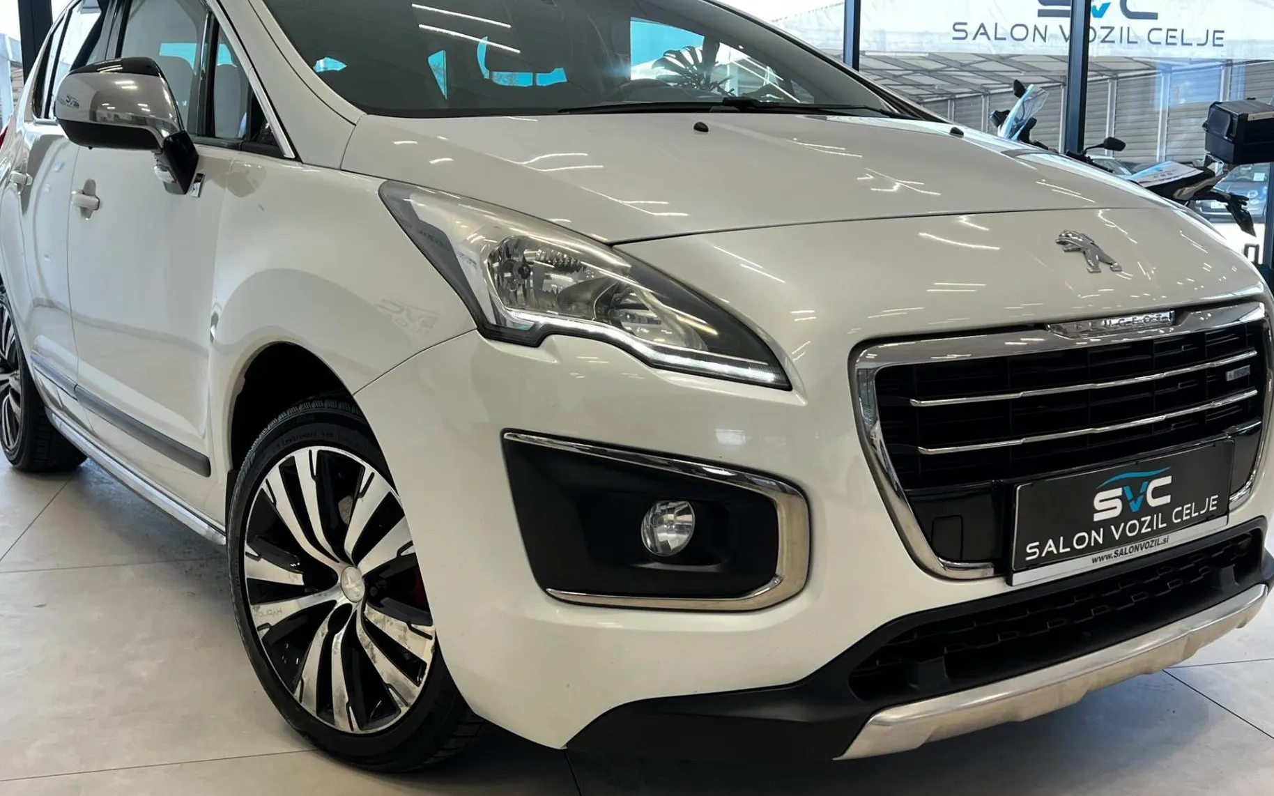 Zunanja slika - Peugeot 3008 - 2.0 HDI-200KM-AUT-4X4-LED-HUD-NAVI-PDC-TEMP-17COL. - 5