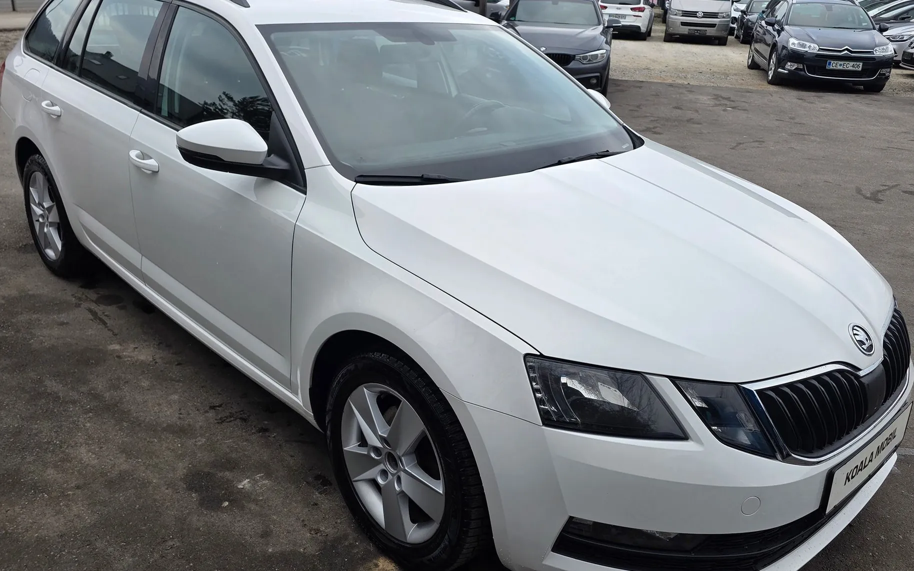 Zunanja slika - Škoda Octavia - 1.6 TDI STYLE ALU PLATIŠČA-MF-ZALSON-SLOVENSKA - 3