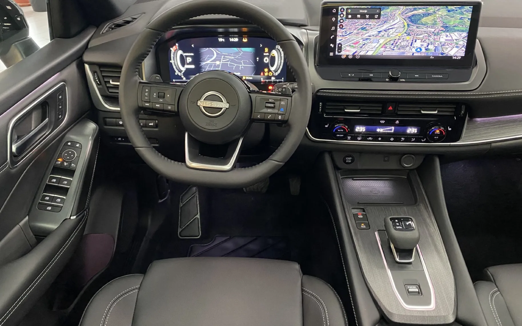 Zunanja slika - Nissan Qashqai - 1.3 DIG-T 158 X-T TEKNA SUN - 17