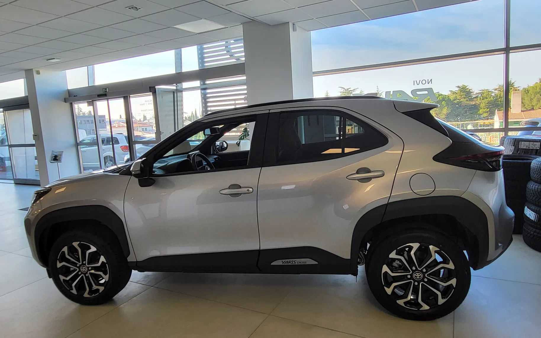 Zunanja slika - Toyota Yaris Cross - 1.5 HEV Sport Assist - 11