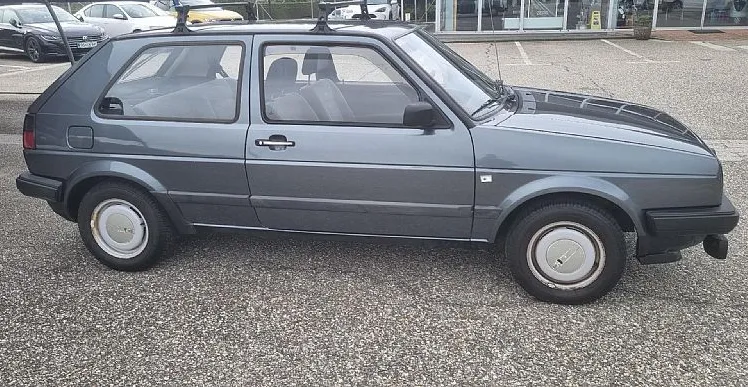 Zunanja slika - VW Golf - 1.6 Dizel - 3
