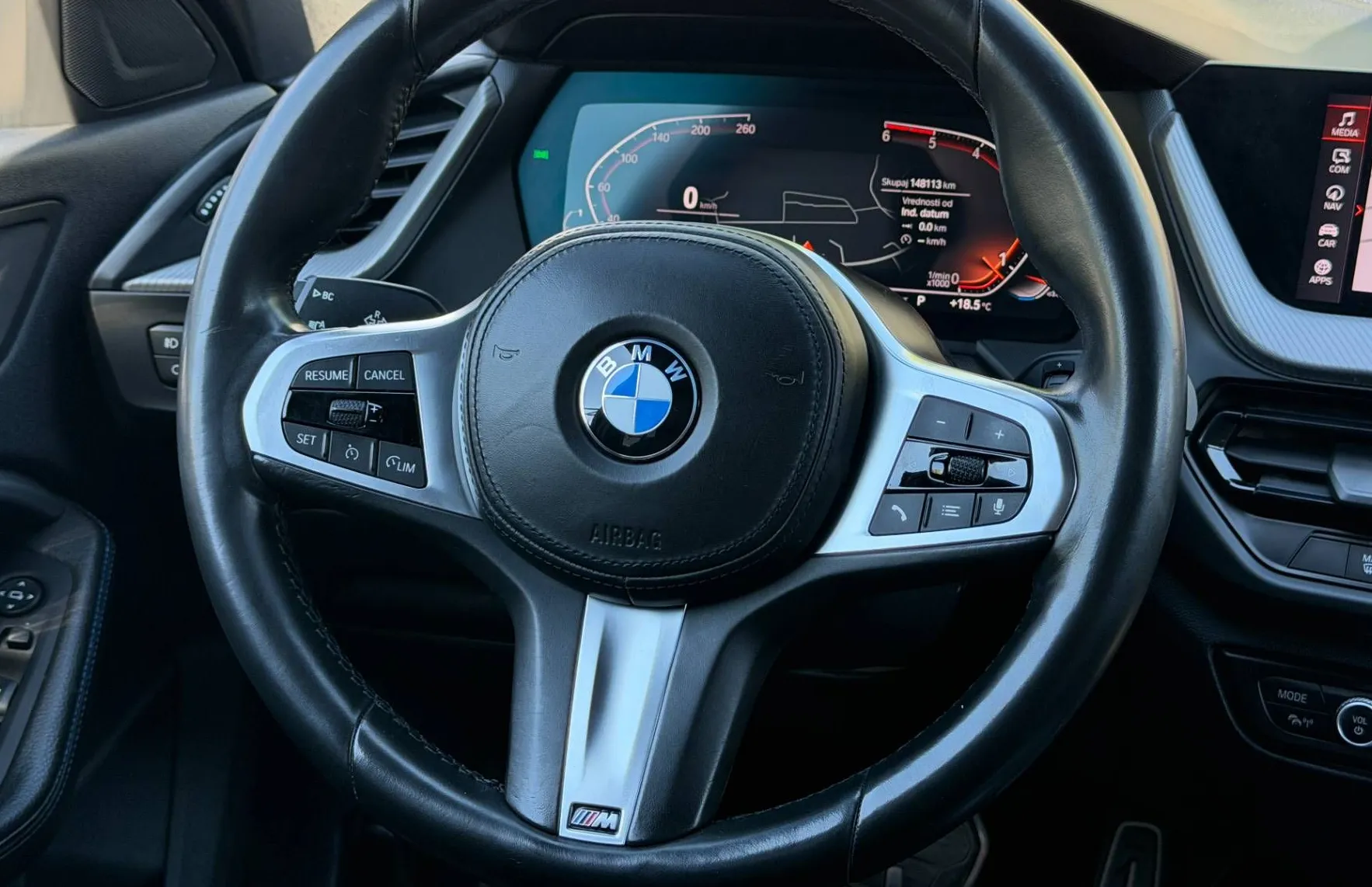 Zunanja slika - BMW Serija 1 - : 120d xDrive M Sport HUD|LED|KLJUKA|AMBI|VIRTUAL|.. - 12
