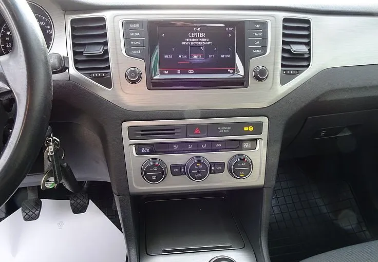 Zunanja slika - Volkswagen Golf - Sportsvan 1.6 TDI BMT avt. Highline 81  110 NAVI  SLO - 10