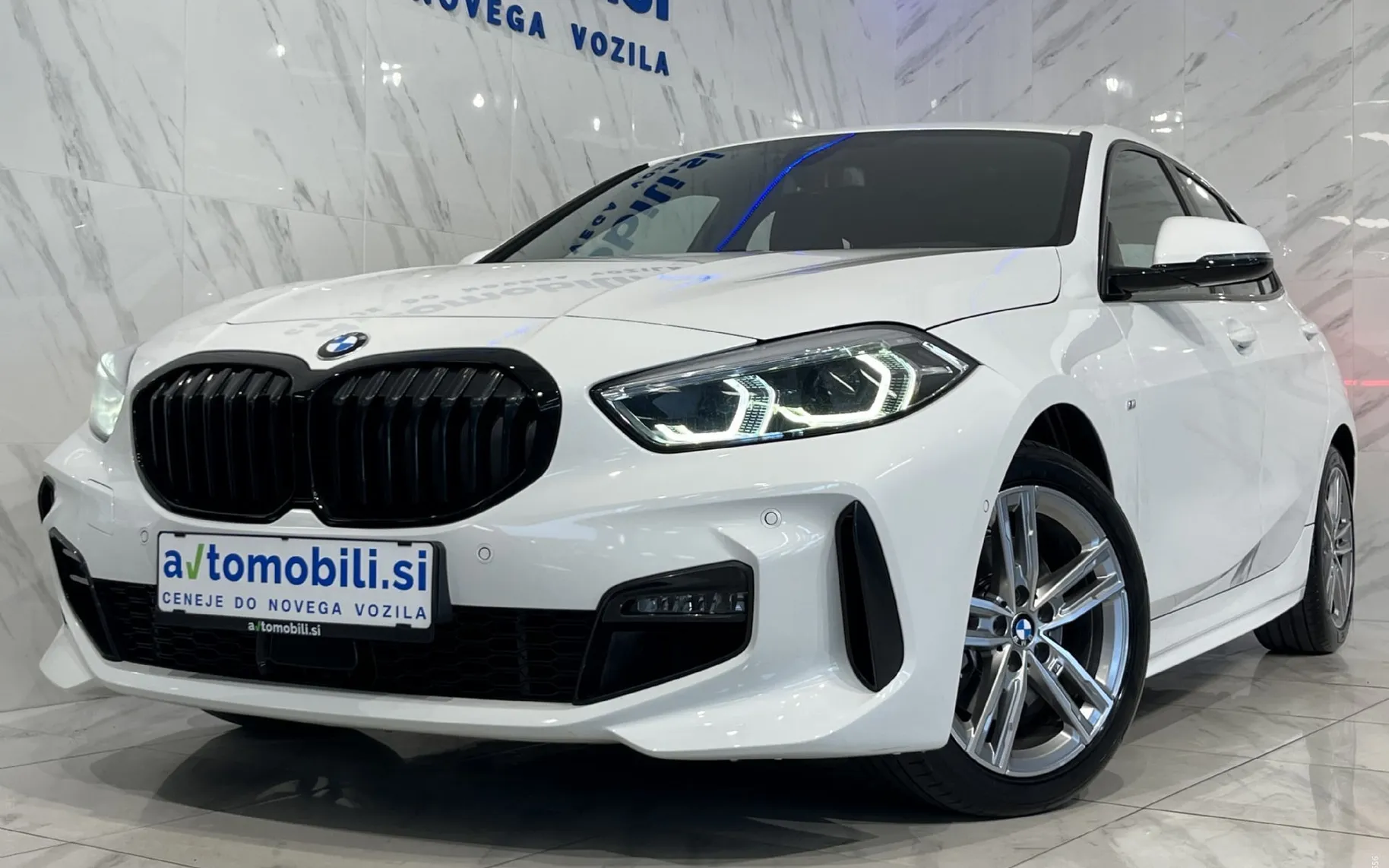 Zunanja slika - BMW serija 1: - 118i |M-Sport|Led|Kamera|PDC|Ambient|Virtual| - 3