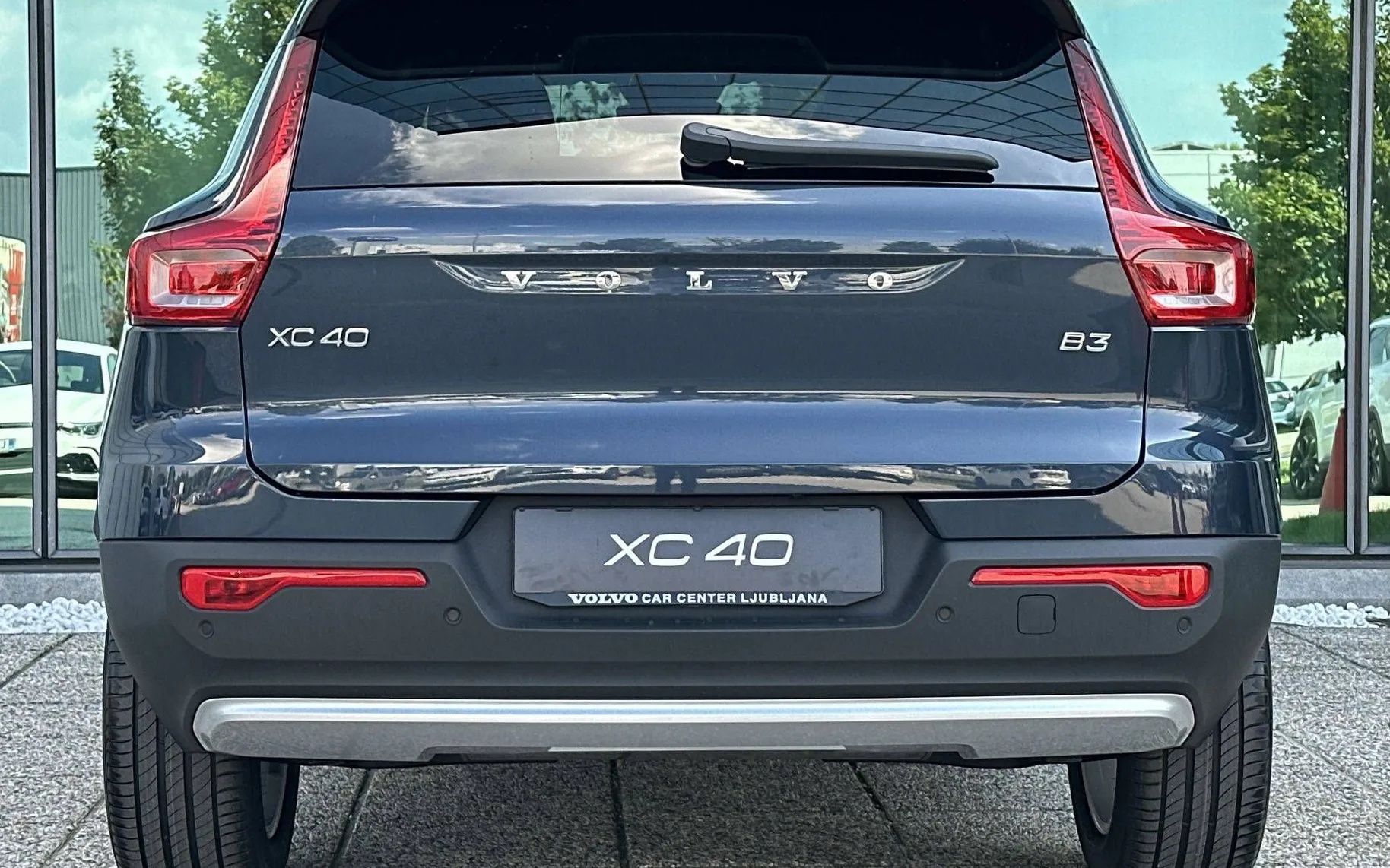 Zunanja slika - Volvo XC40 - B3P Core Avt. - 6