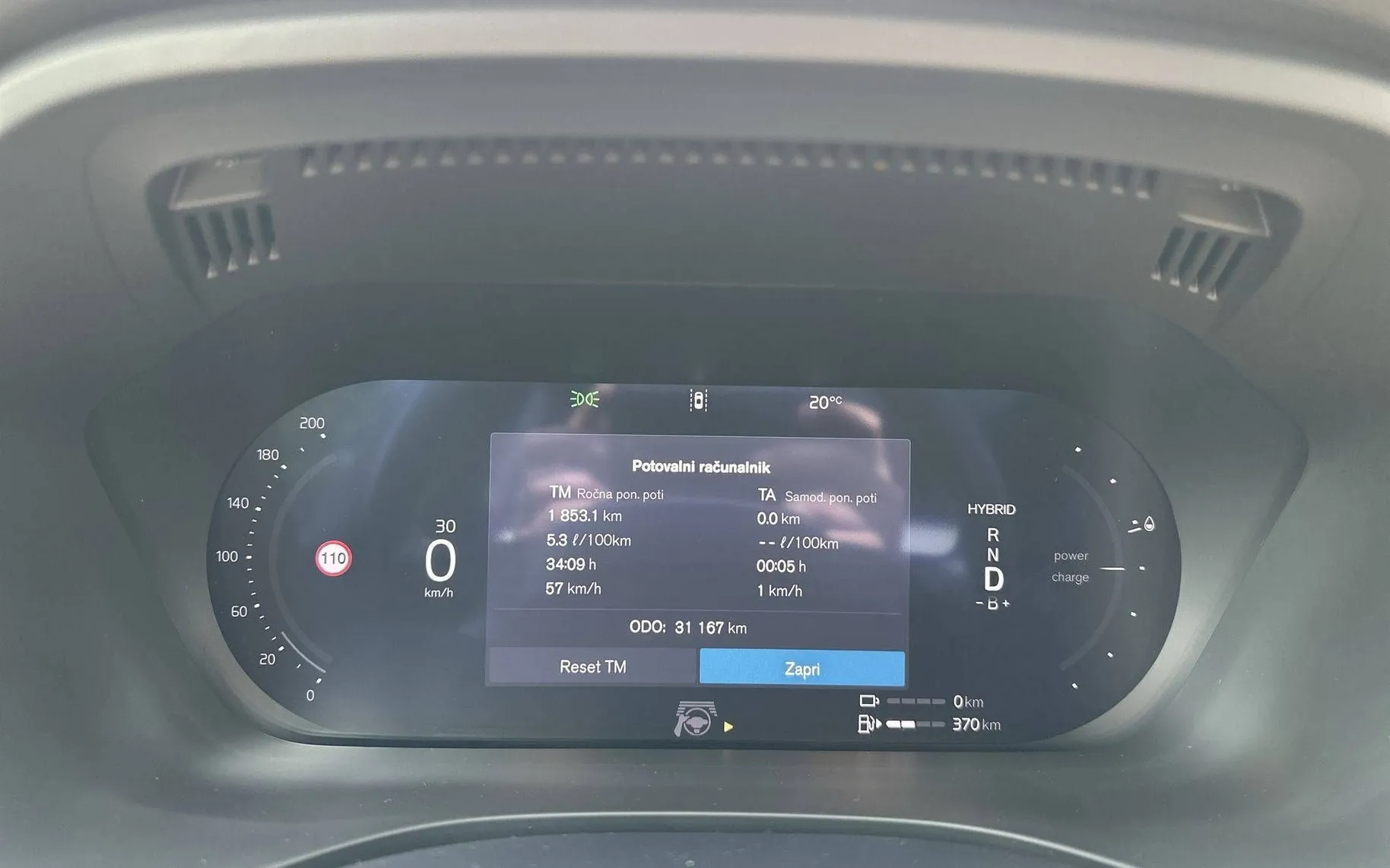 Notranja slika - Volvo XC60 - T6 AWD Recharge Twin Engine Plus Dark Avt. - 15