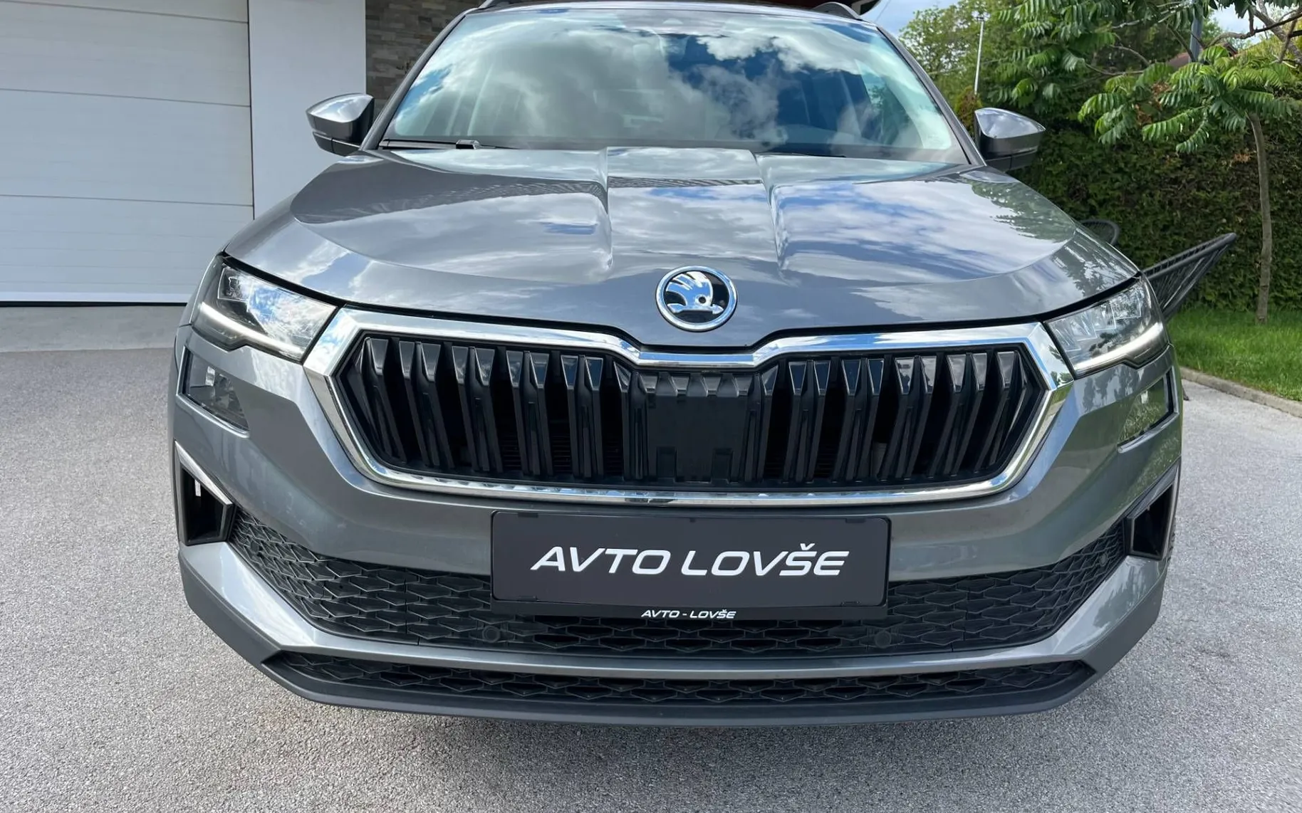 Zunanja slika - Škoda Karoq - 2.0 TDI Ambition DSG-1 LASTNIK-LED-NAVI-KAM-ODLIČN - 3