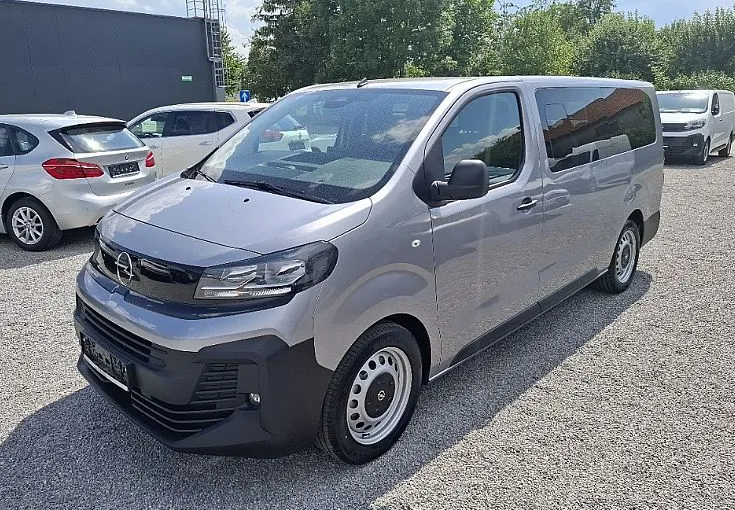 Zunanja slika - Opel Zafira - vivaro 2.2 diesel avtomatik - 9 SEDEŽEV - 1