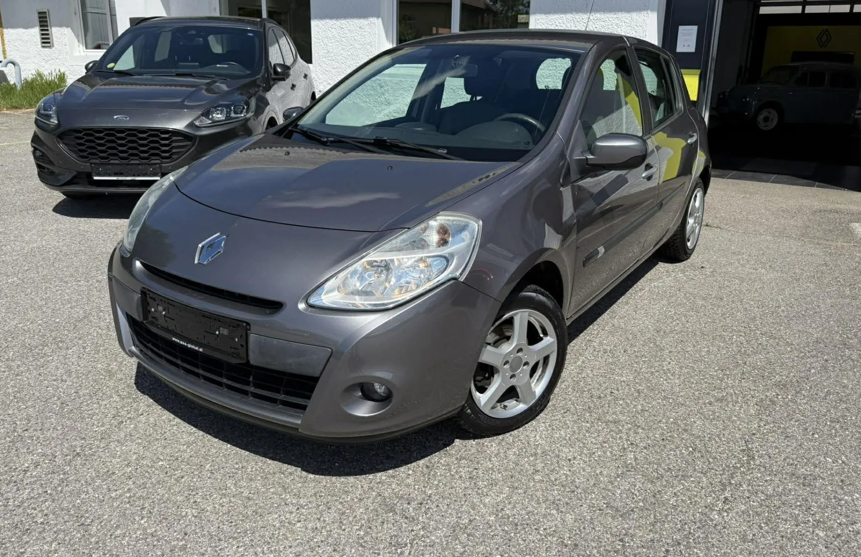 Zunanja slika - Renault Clio - 1.2 16V Expression.Slo.Klima. - 1
