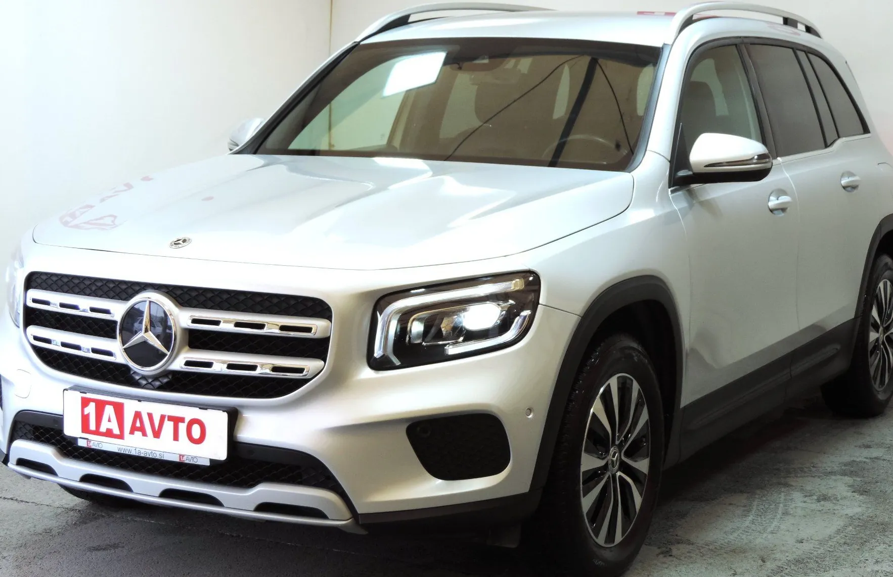Zunanja slika - Mercedes-Benz GLB-Razred - GLB 200 d Avt. KAMERA-USNJE-LED - 1
