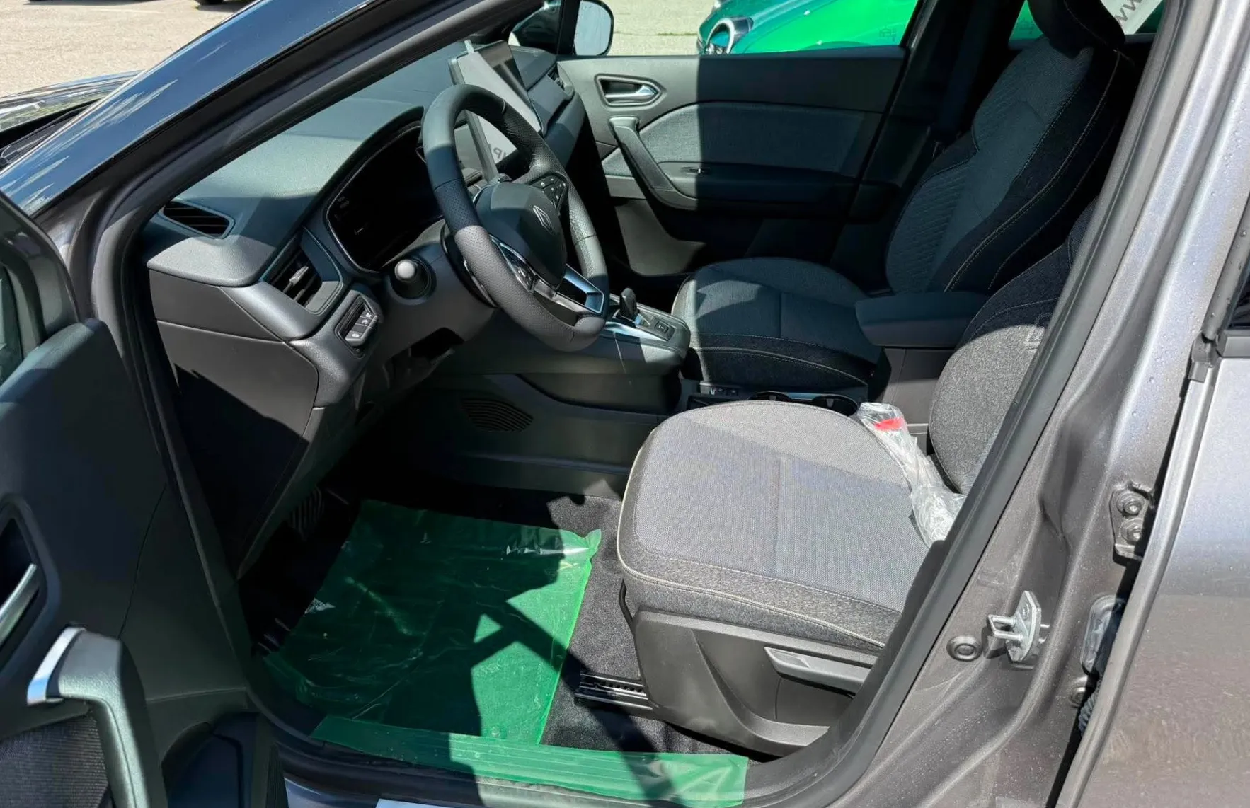 Zunanja slika - Renault Captur - TCe 140 Techno EDC - 3