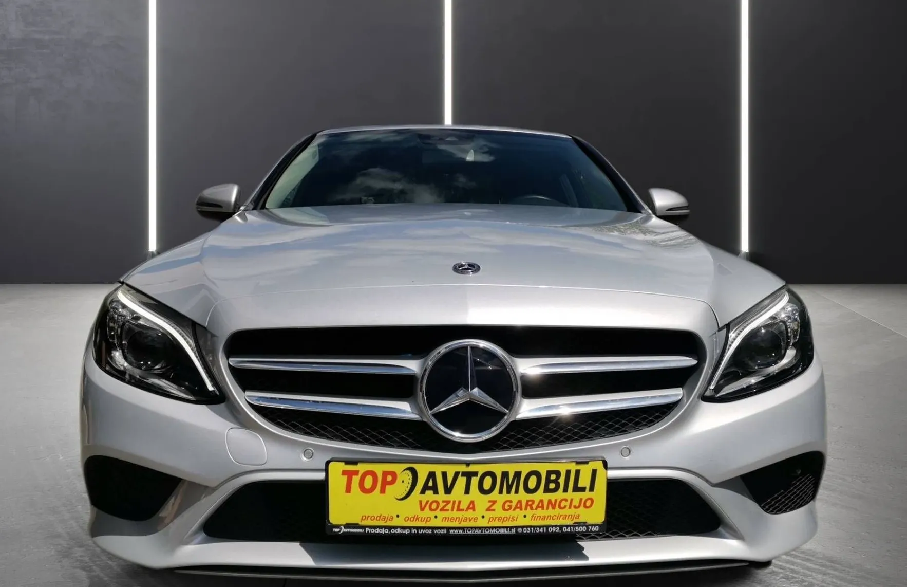 Zunanja slika - Mercedes-Benz C-Razred - 200d AMG LINE 19 COL MULTIBEAM VIRTUAL NAVI KAM - 9