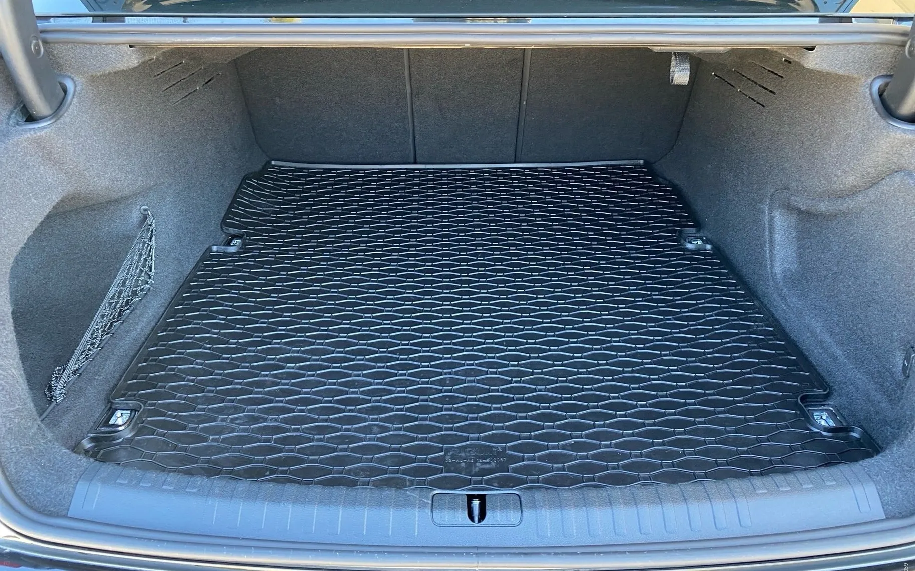 Notranja slika - Audi A6 - 40 TDI Aut. Design-ACC-Mrtvi kot-Vzvratna kamera.. - 12
