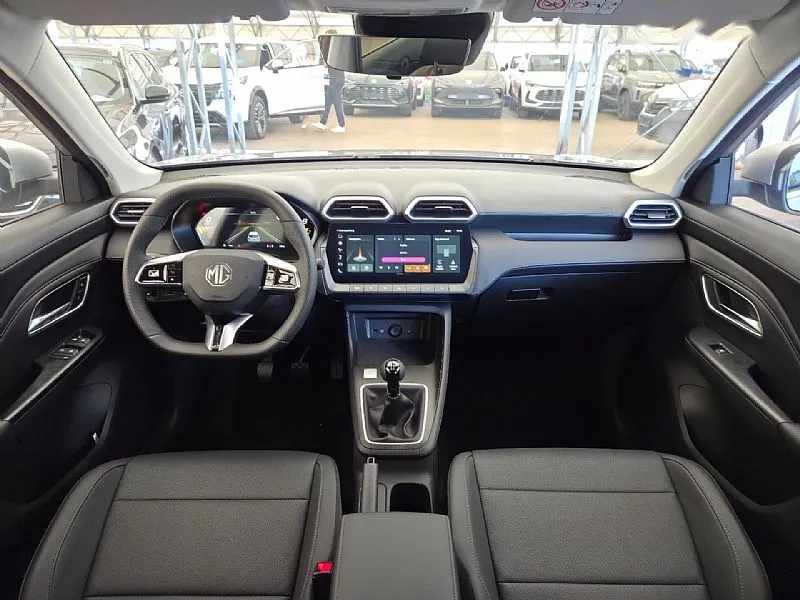 Zunanja slika - MG MG ZS - 1.5L Comfort + ZIMSKE PNEVMATIKE - 15