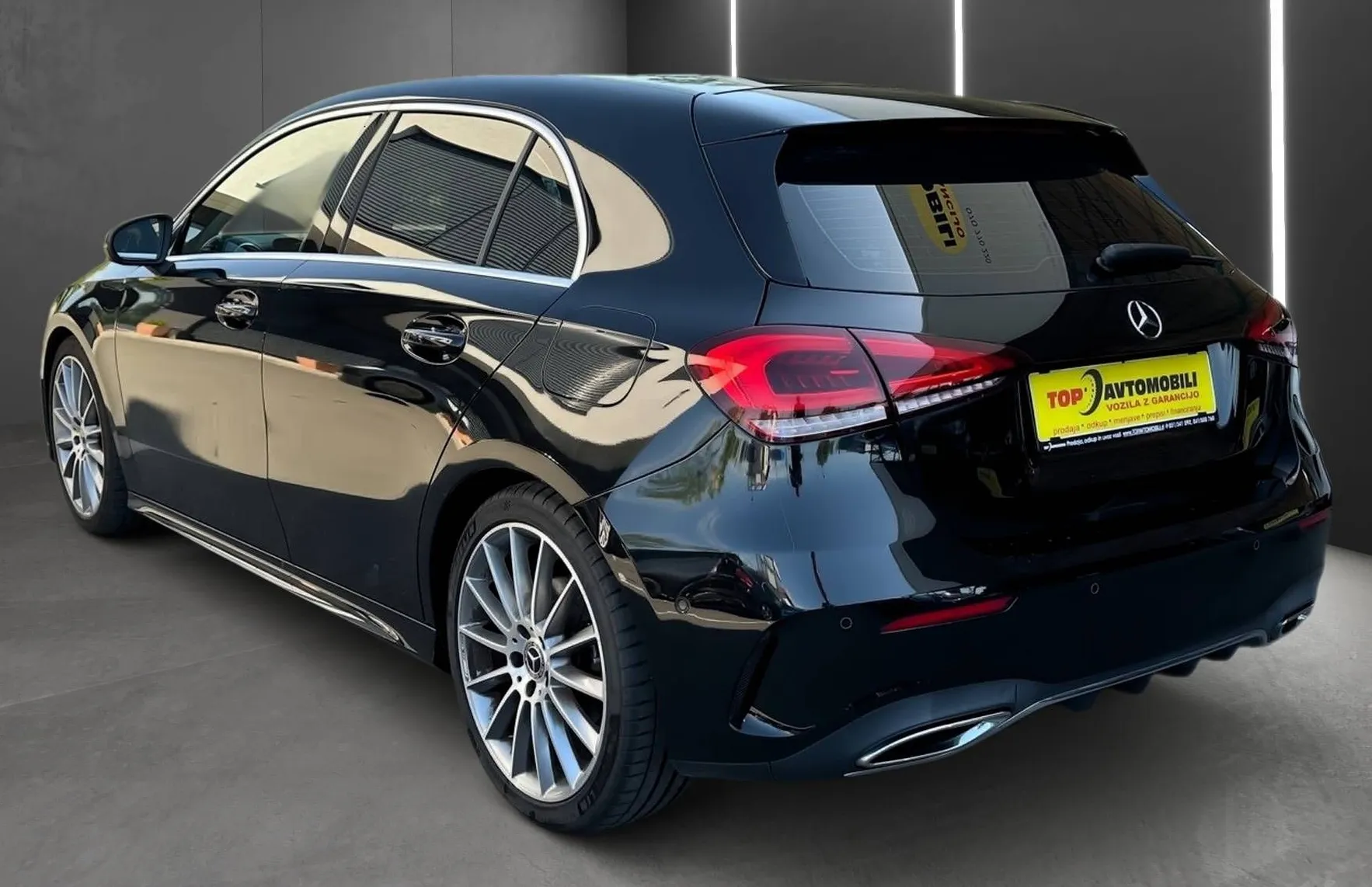 Zunanja slika - Mercedes-Benz A-Razred - A220 4MATIC AMG LINE FUL LED NAVI ACC KAMERA USNJE - 5