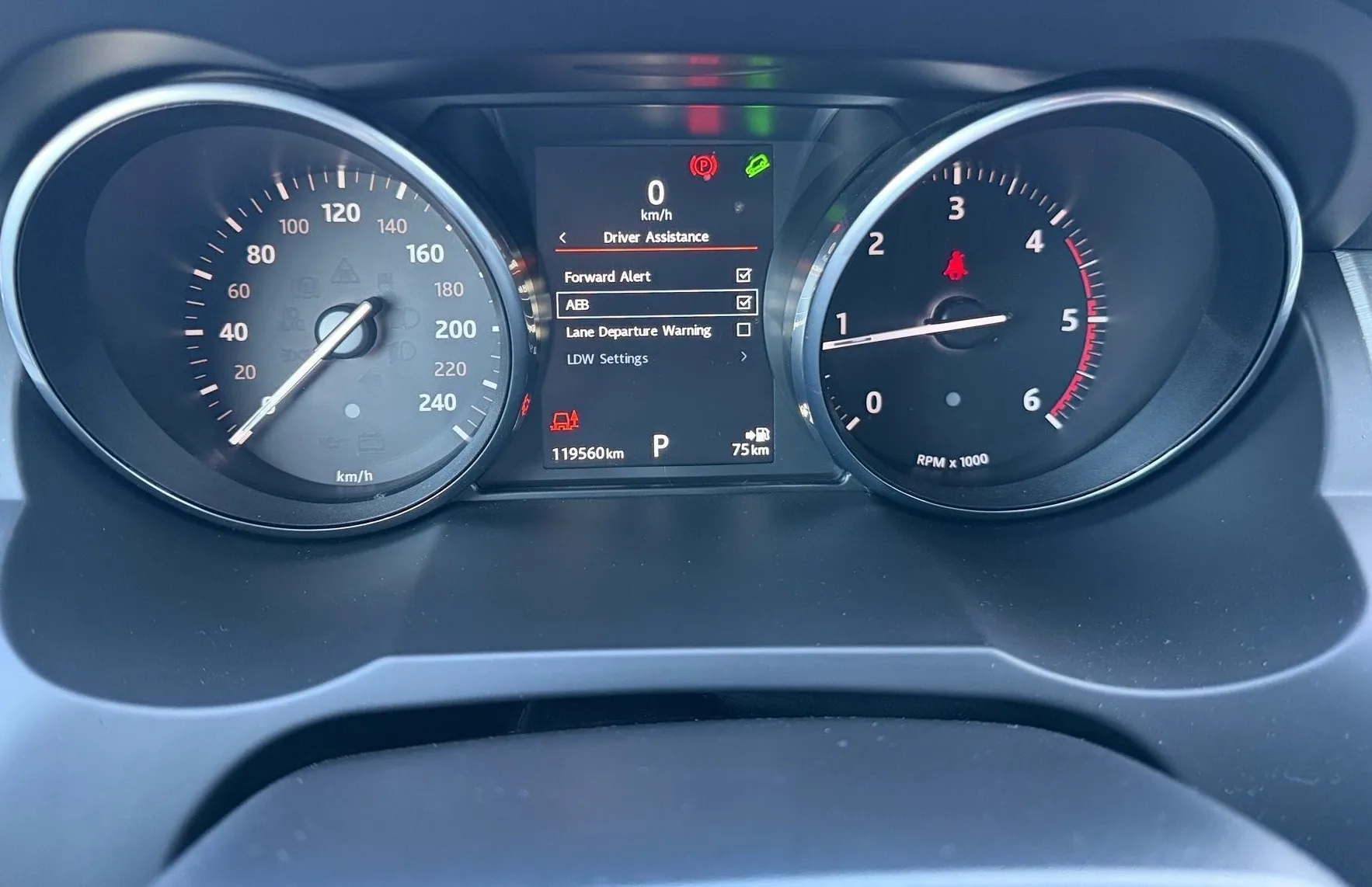 Zunanja slika - Land Rover Range Rover Evoque - 2.0 TD4 150 KM SE+ 4WD avt.-SLO poreklo-1. las - 16