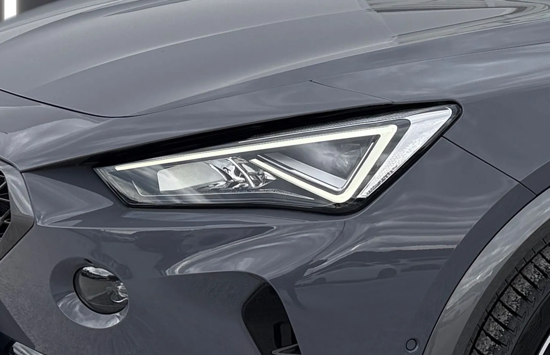 Zunanja slika - Cupra Formentor - VZ 1.4 eHybrid DSG-Panorama-Mrtvi kot-ACC-Kamera.. - 5