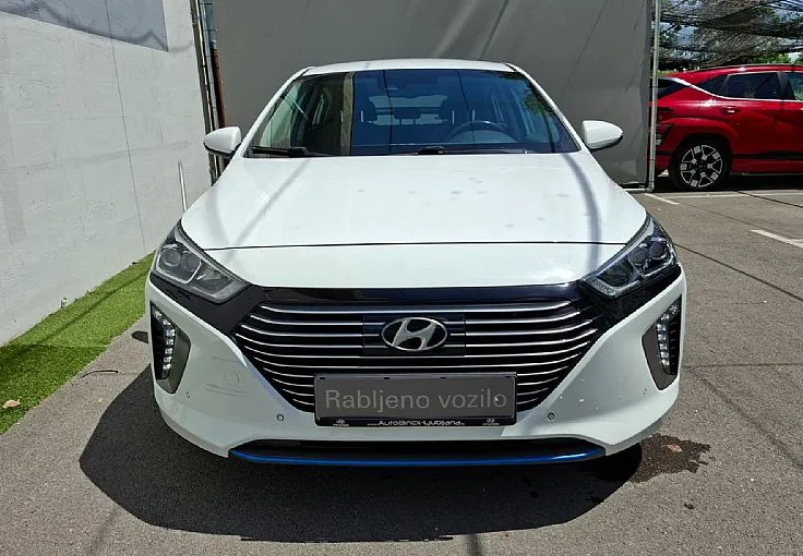 Zunanja slika - Hyundai Ioniq - 1.6 GDI Plug-In Hybrid Premium Safety Winter - 2