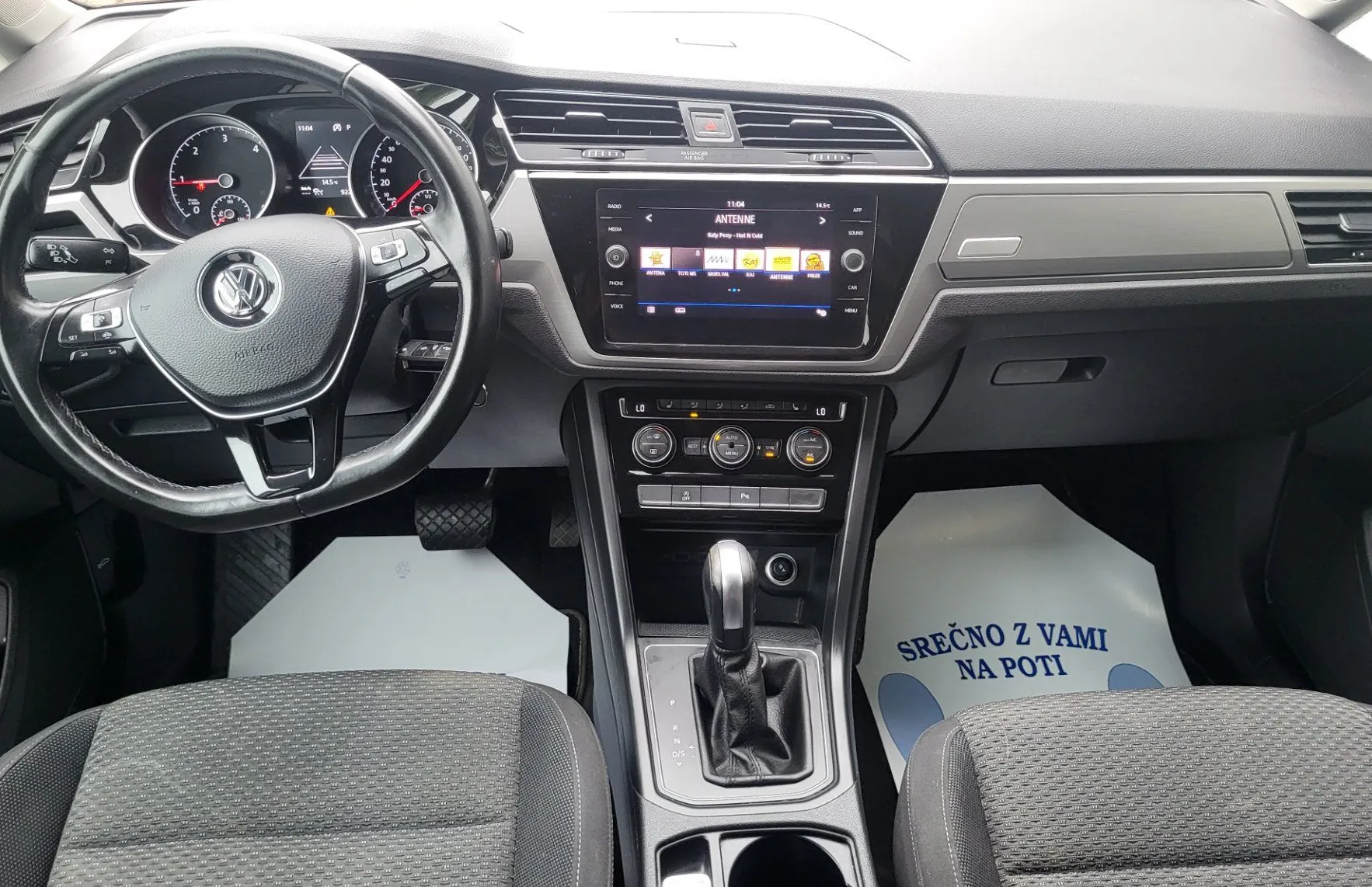 Zunanja slika - Volkswagen Touran - 2.0 TDI DSG 7 sedežni-acc-pdc-alu-radar - 7