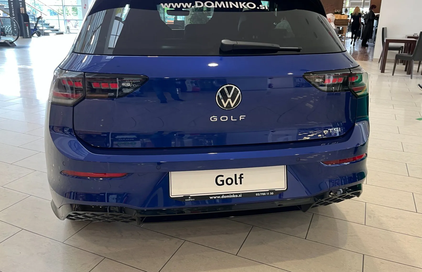 Zunanja slika - Volkswagen Golf - 1.5 eTSI BMT 4Joy DSG - 4
