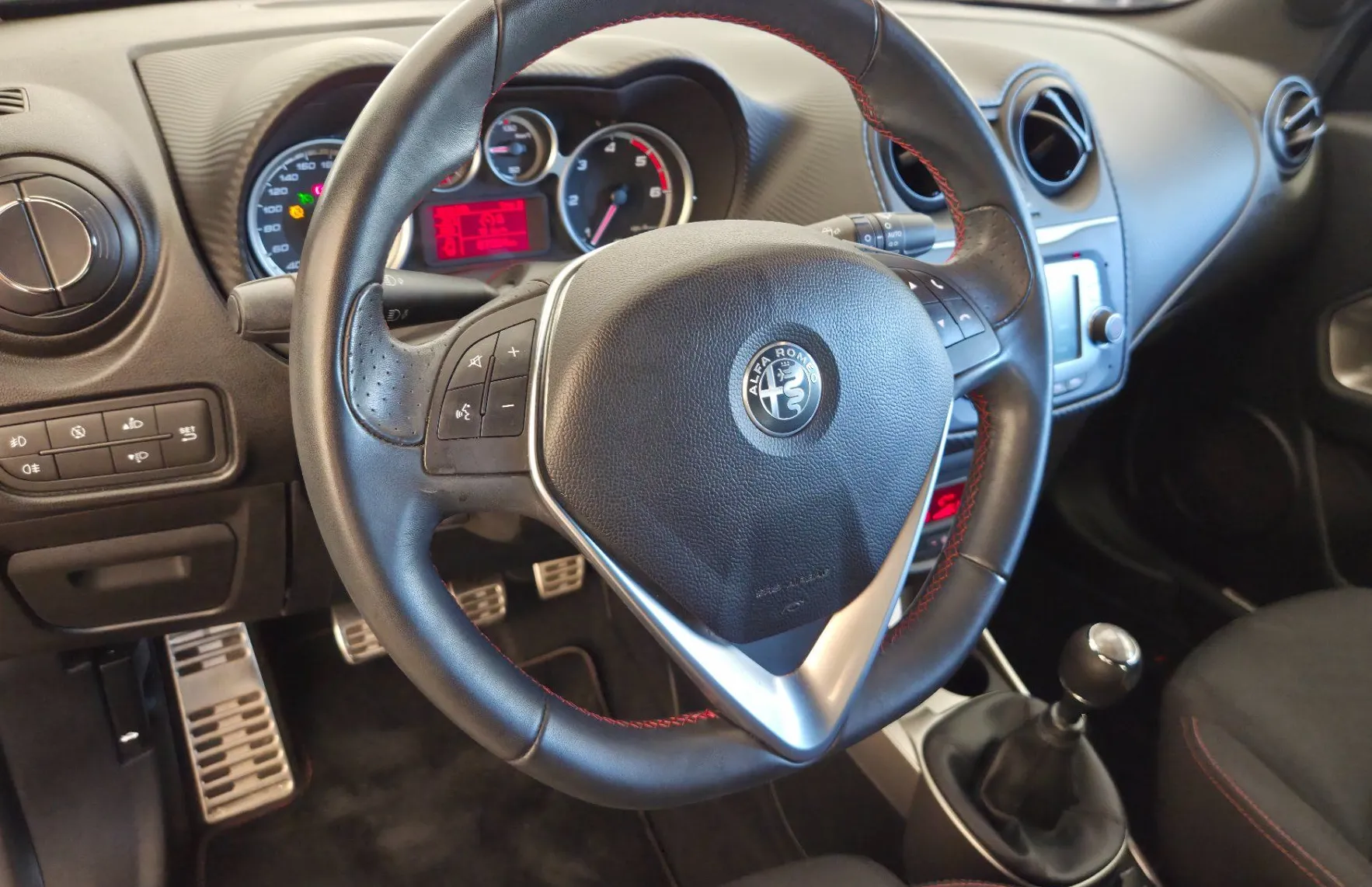 Zunanja slika - Alfa Romeo MiTo - 1.3 JTD Urban - 8