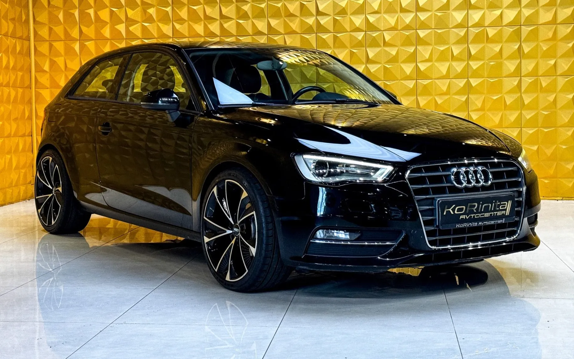 Zunanja slika - Audi A3 - 2.0 TDI AUT.-ALCANTARA-TEMP-BI XENON - 3