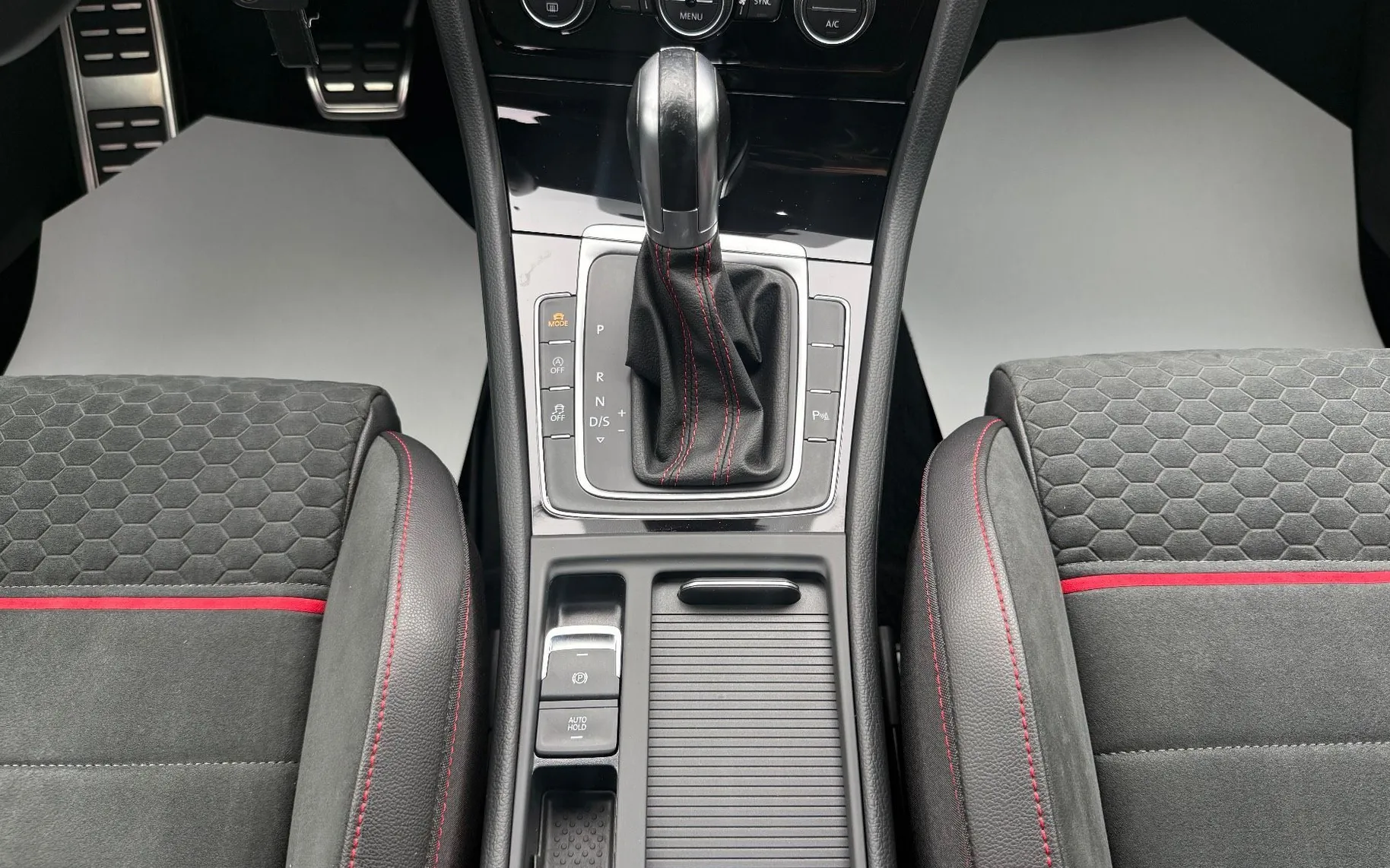 Zunanja slika - Volkswagen Golf - 2.0 GTI Performance avt. VIRT LED NAVI ALCANT - 14