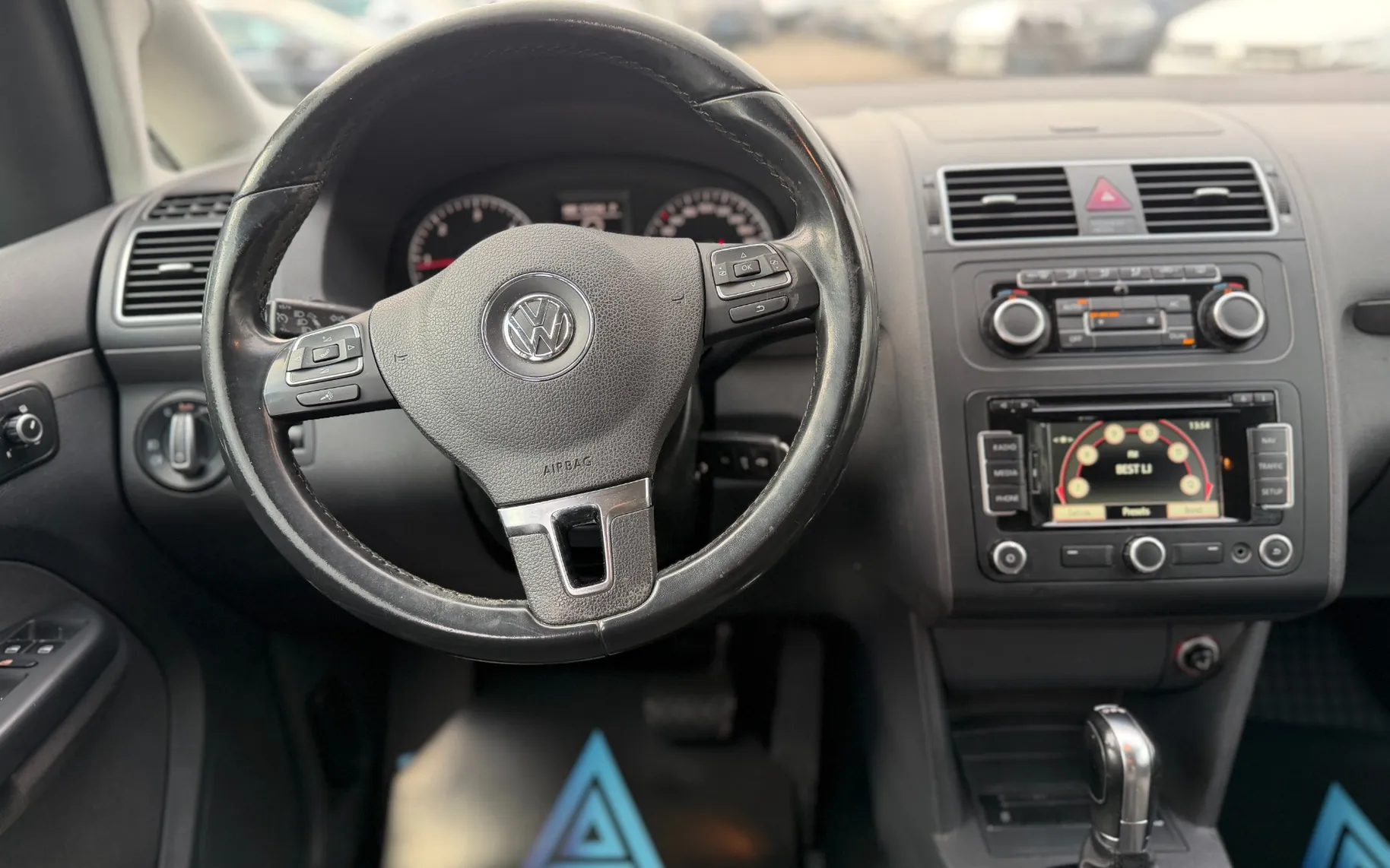 Zunanja slika - Volkswagen Touran - 1.6 TDI BlueMotion | AVT | 7 SED - 7