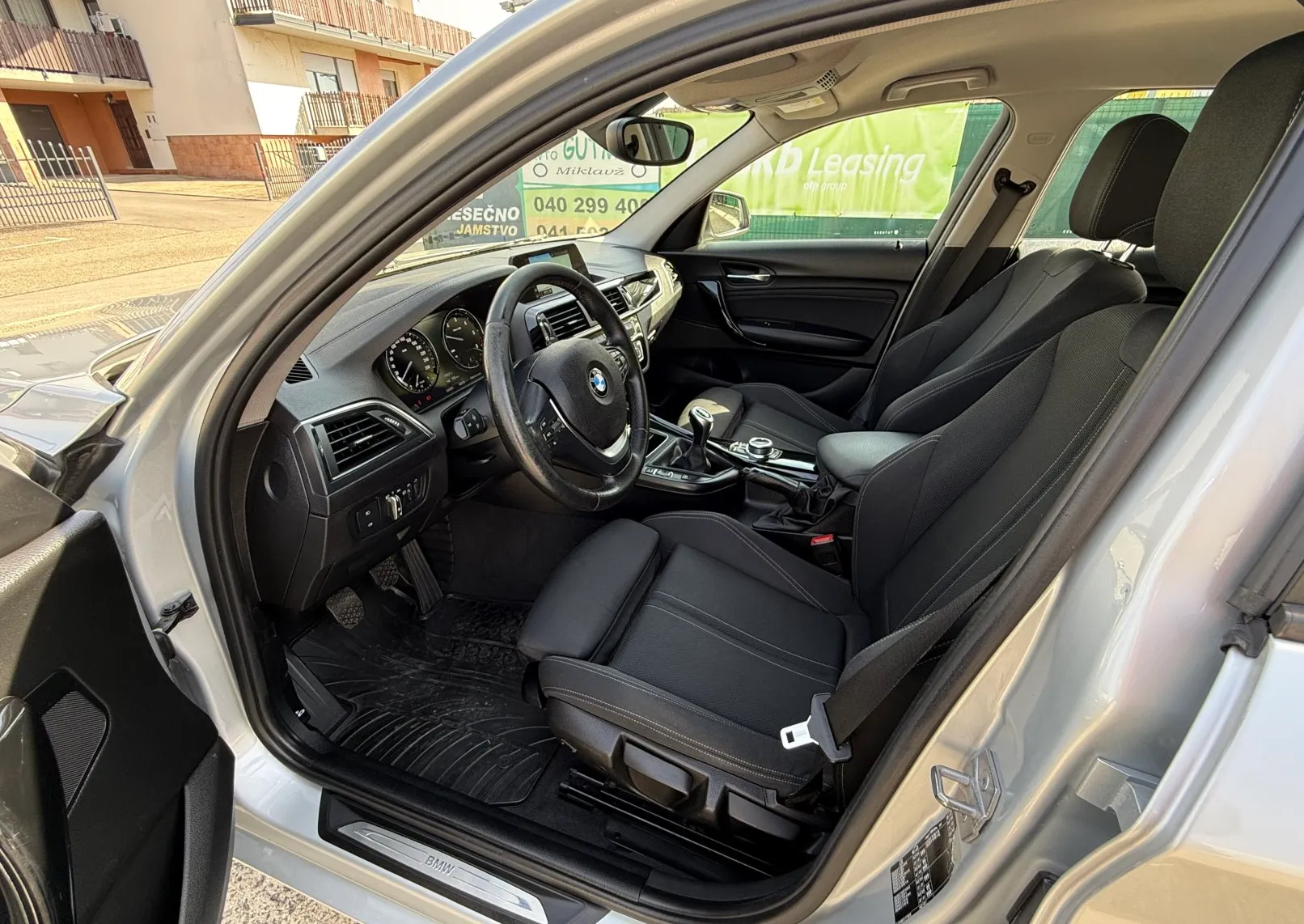 Zunanja slika - BMW Serija 1 - 1 Series 114//d / Sportline - 8