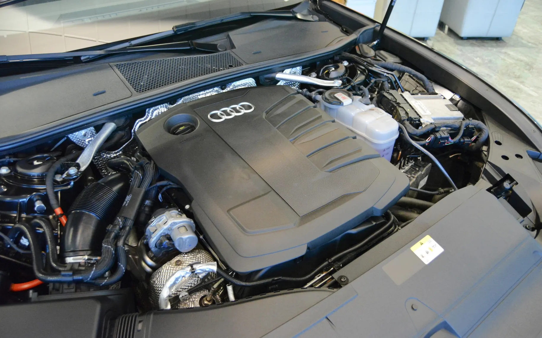 Zunanja slika - Audi A6 - Allroad 40TDI quattro Stronic ACC-ZRAČ.VZMETENJE-KLJUKA - 1