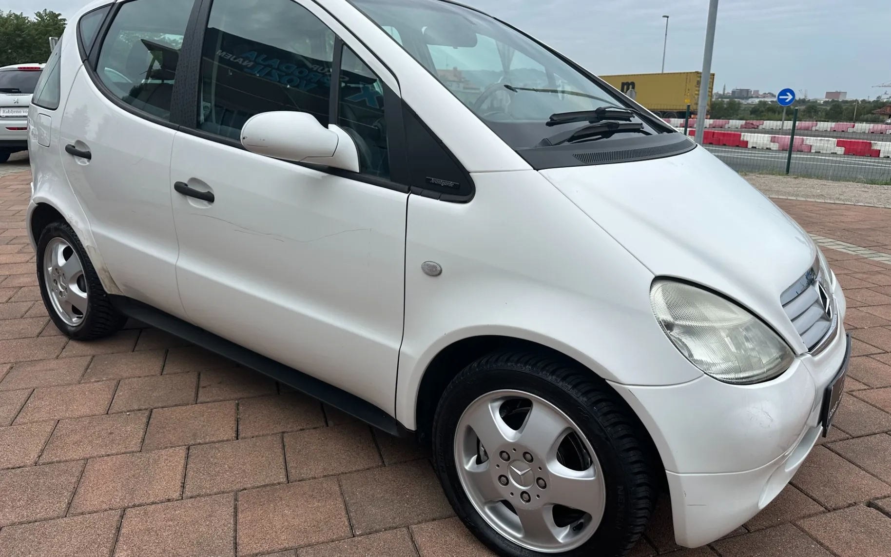 Zunanja slika - Mercedes-Benz A-Razred - A 140 Classic - 8