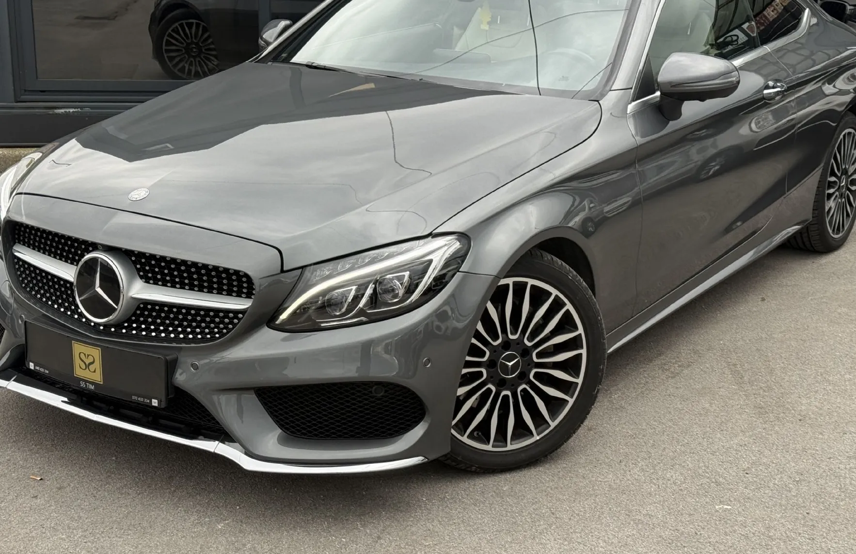 Zunanja slika - Mercedes-Benz C-Razred - C220d AMG Line PANO-LED-MEMORY-BURMEISTER-TV-360 - 1