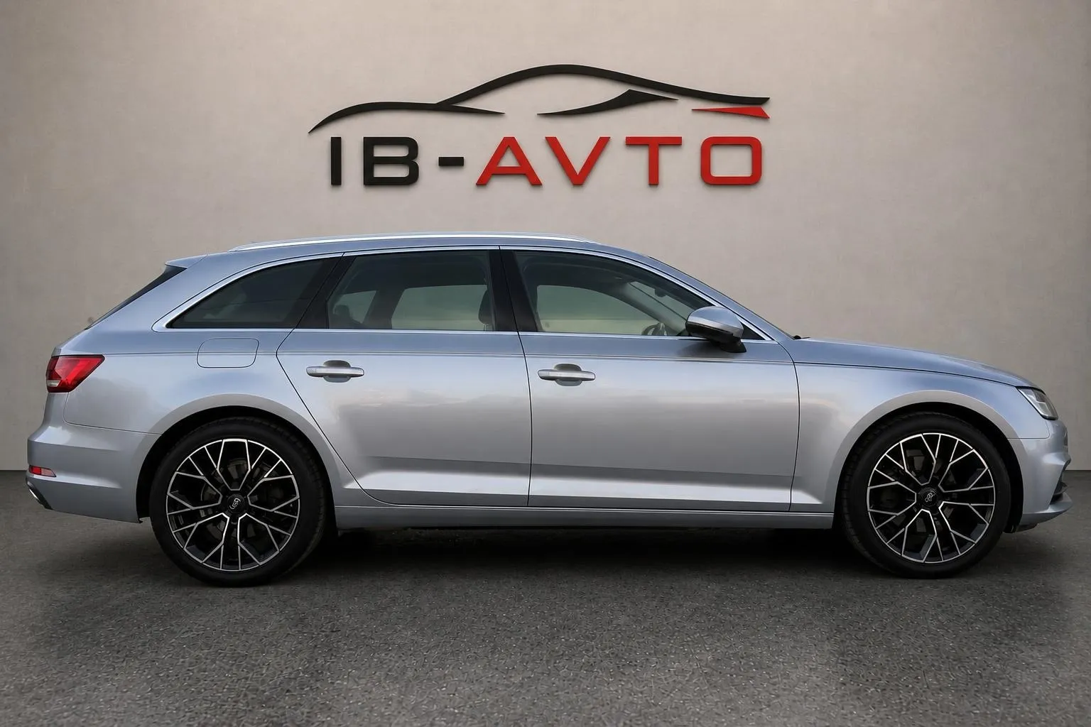 Notranja slika - Audi A4 Avant - 35 TDI Sport S tronic - 7