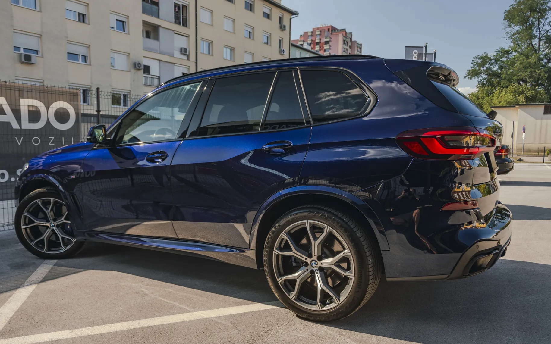 Zunanja slika - BMW X5 - xDrive30d M Sport-LASER-ACC-360-PANO-AIR-4WS-7SED - 6