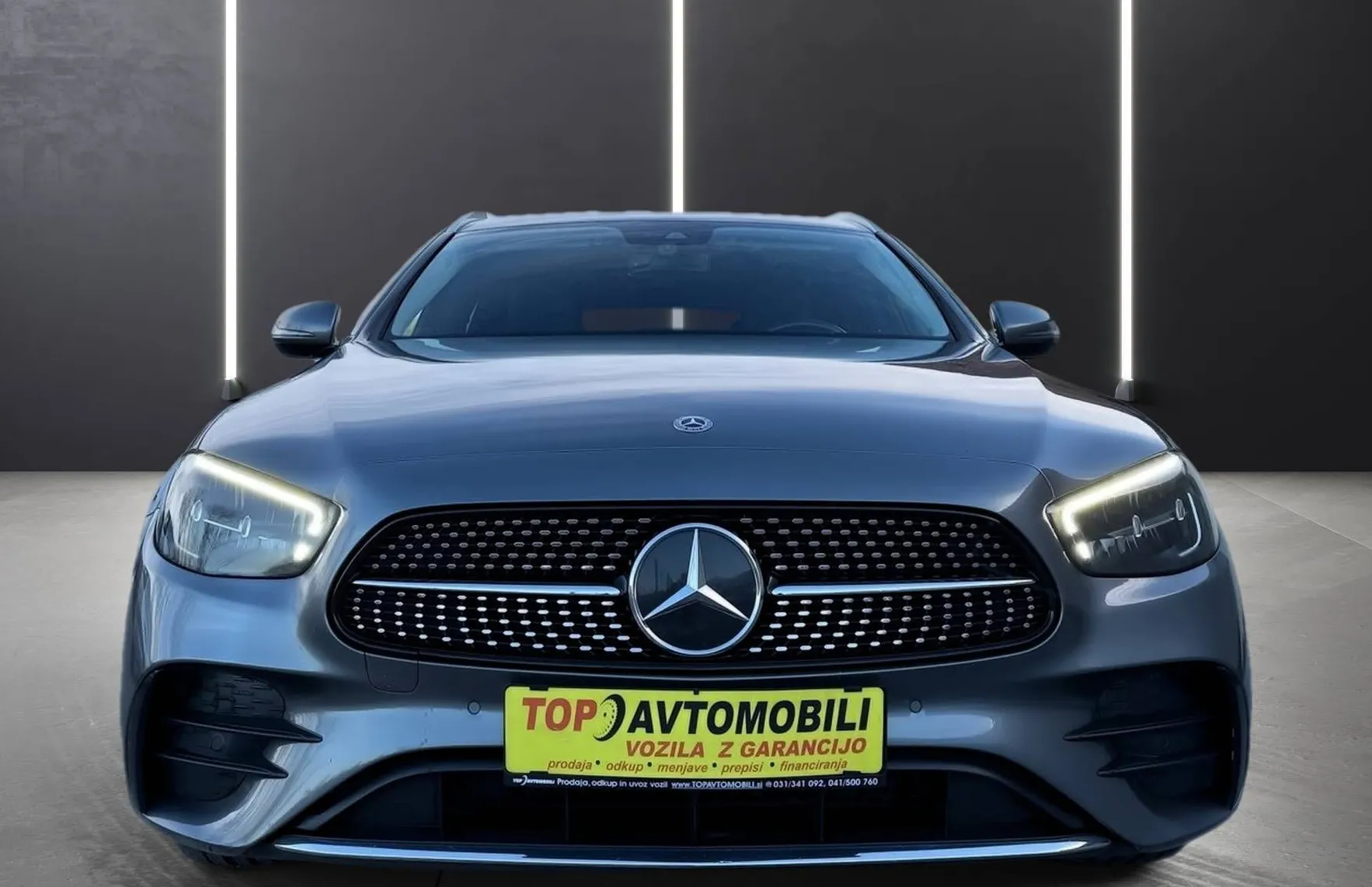 Zunanja slika - Mercedes-Benz E-Razred - 300 de 4MATIC AMG LINE LED DISTRONIC KAM USNJE T - 11
