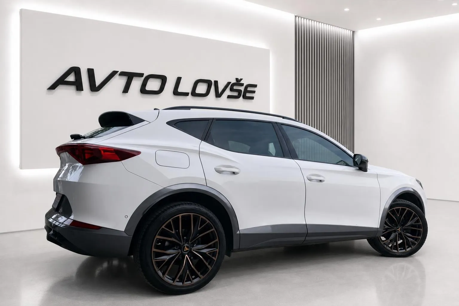 Zunanja slika - Cupra Formentor - 4Drive 2.0 TDI DSG-1 LASTNIK-LED-VIRTUAL-19 COL-.. - 5