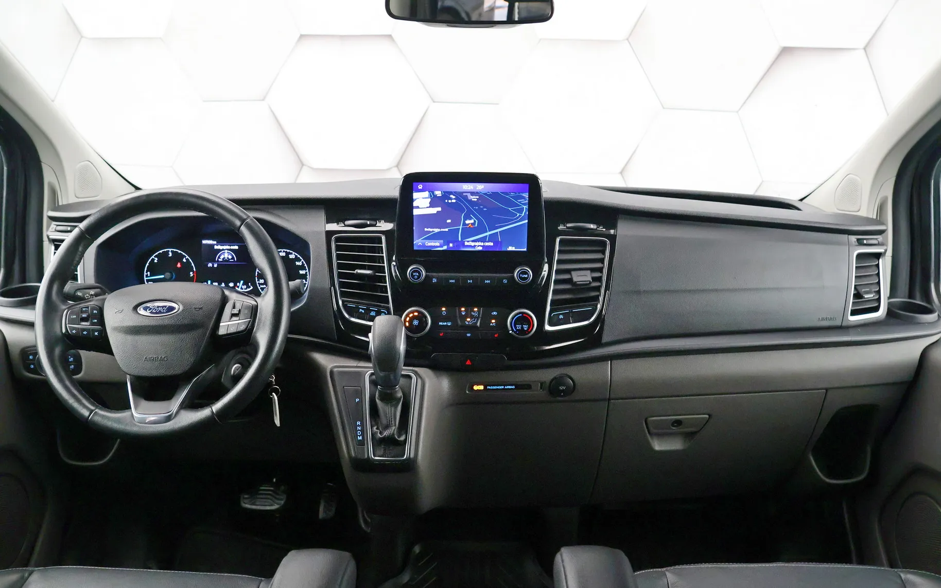 Zunanja slika - Ford Transit Custom Combi - Transit 2.0 TDCi Powershift 185KM - 7
