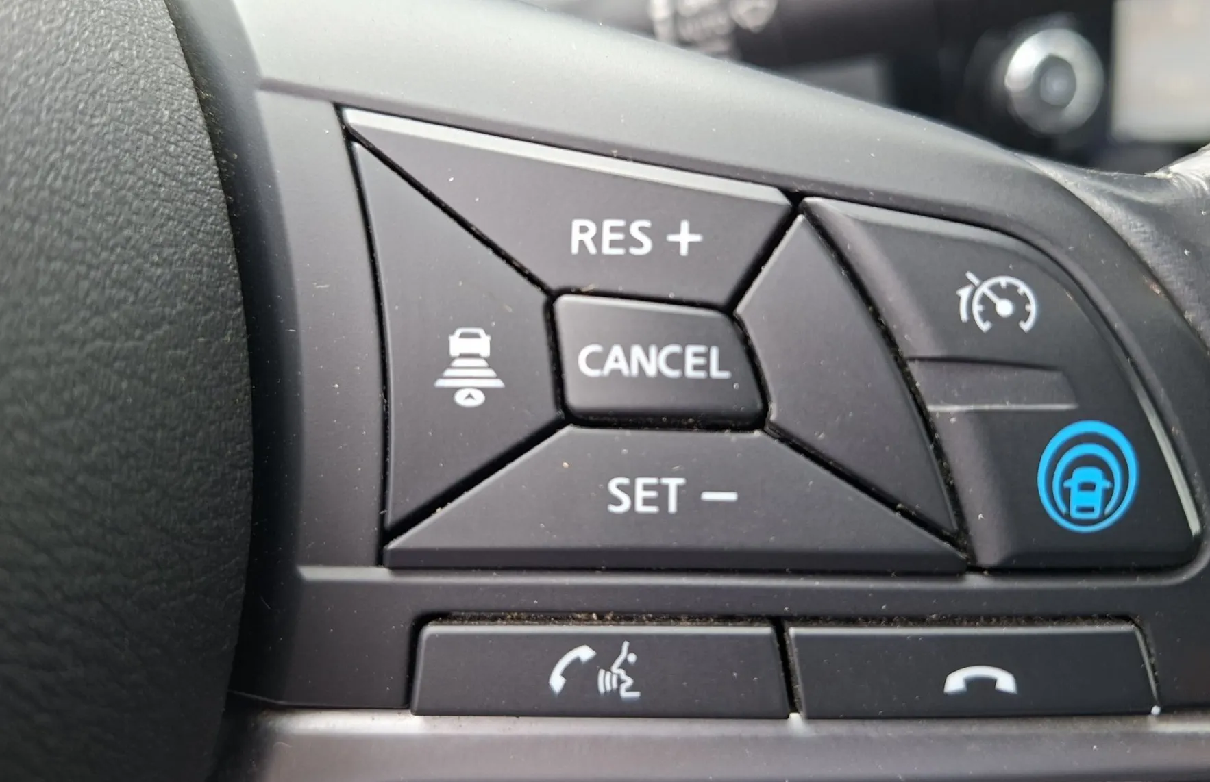 Zunanja slika - Nissan X-Trail - 1.7 dCi XT 4WD Tekna - 15