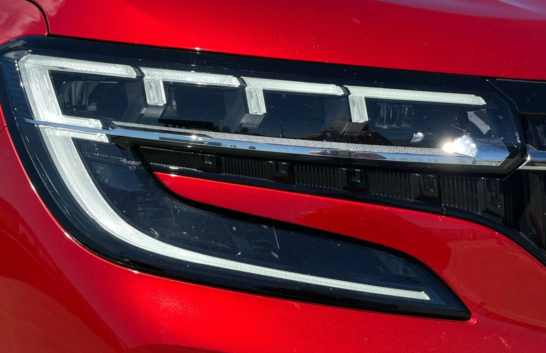 Zunanja slika - Renault Espace - E-Tech 200 Full hybrid Iconic LED.ACC. MAS SEDEŽ. - 4