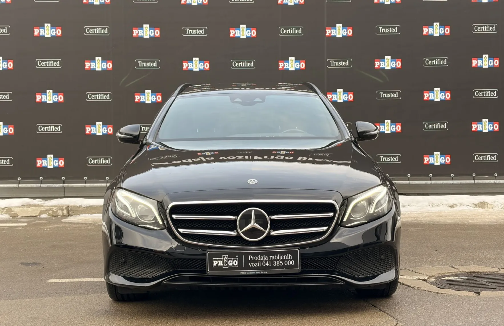 Zunanja slika - Mercedes-Benz E-Razred - E 220d T 4MATIC Avantgarde Avt. - 3