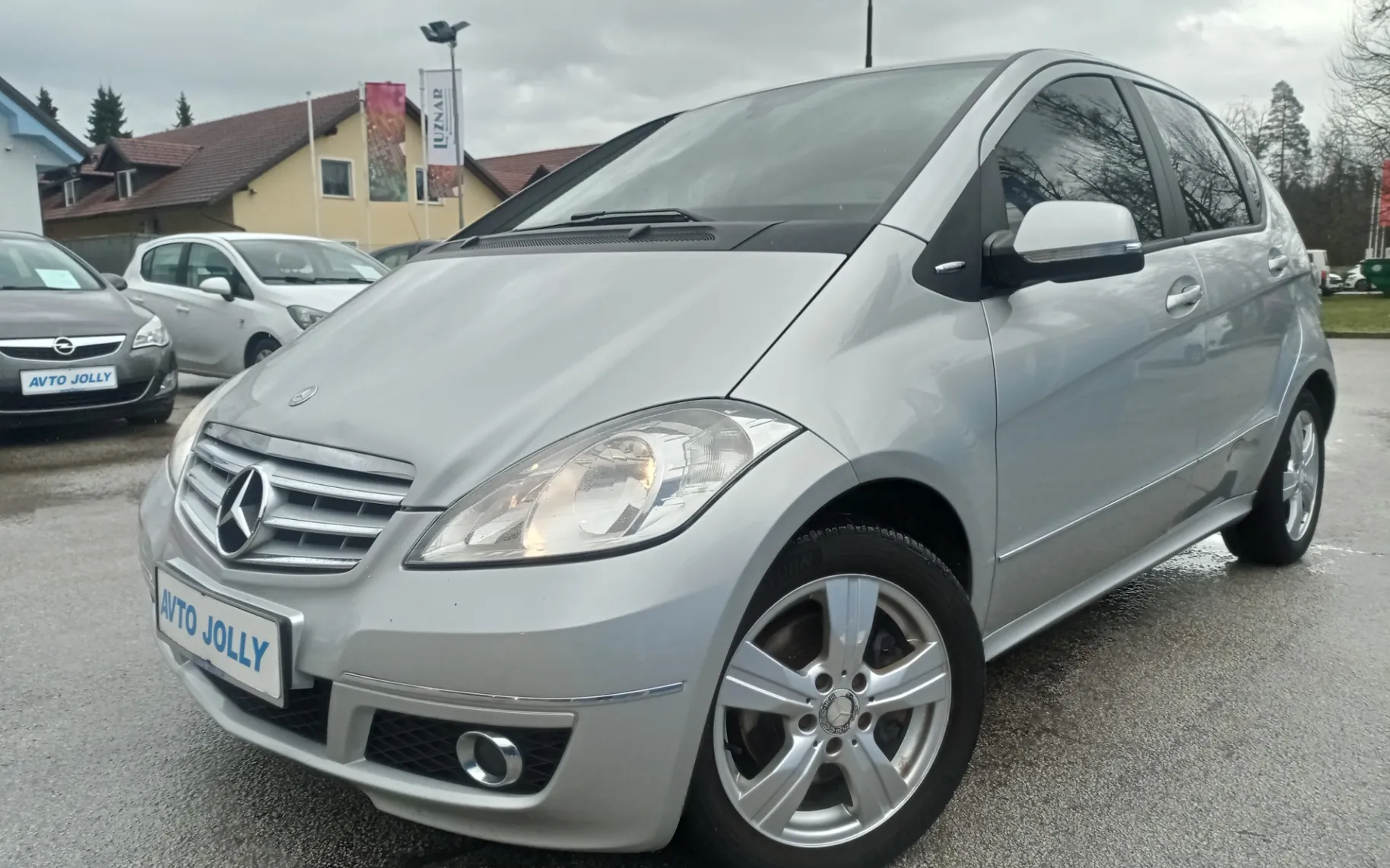 Zunanja slika - Mercedes-Benz A-Razred - A-Razred - 1