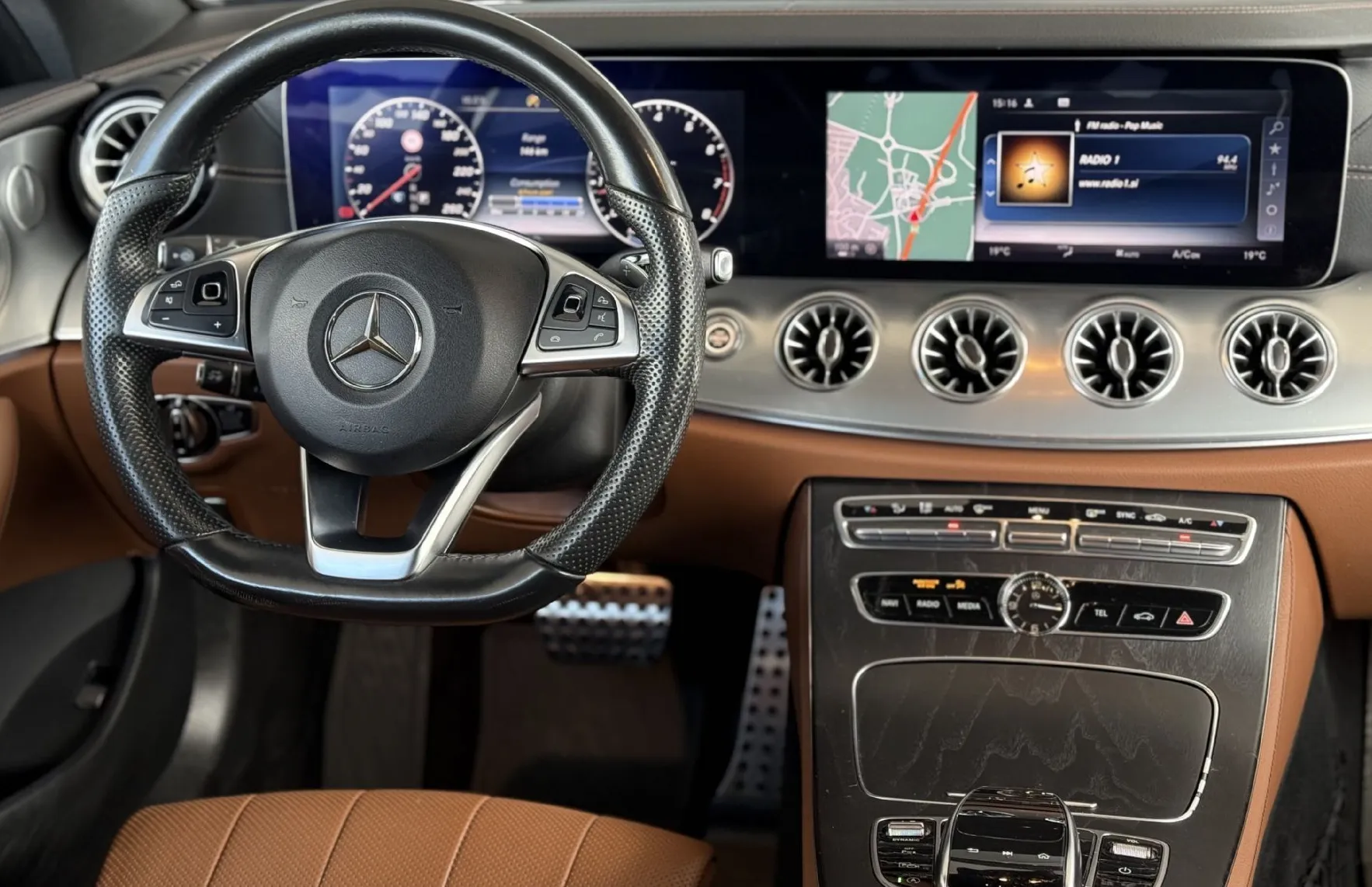 Zunanja slika - Mercedes-Benz E-Razred - E Coupe 300 AMG Line - 9