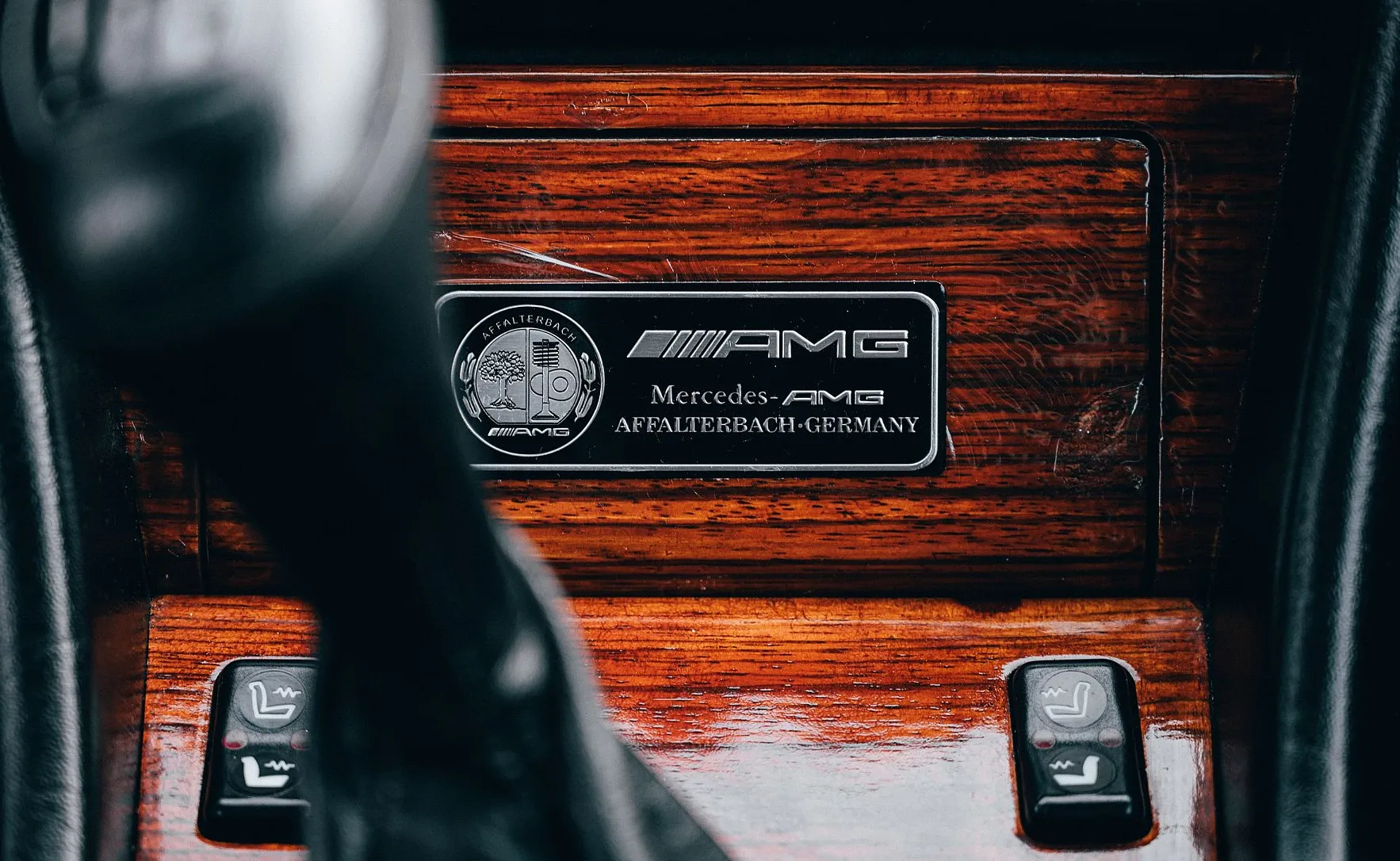 Zunanja slika - Mercedes-Benz E-Razred - CE300 AMG Usnje Starodobnik Strešno okno Klima - 14
