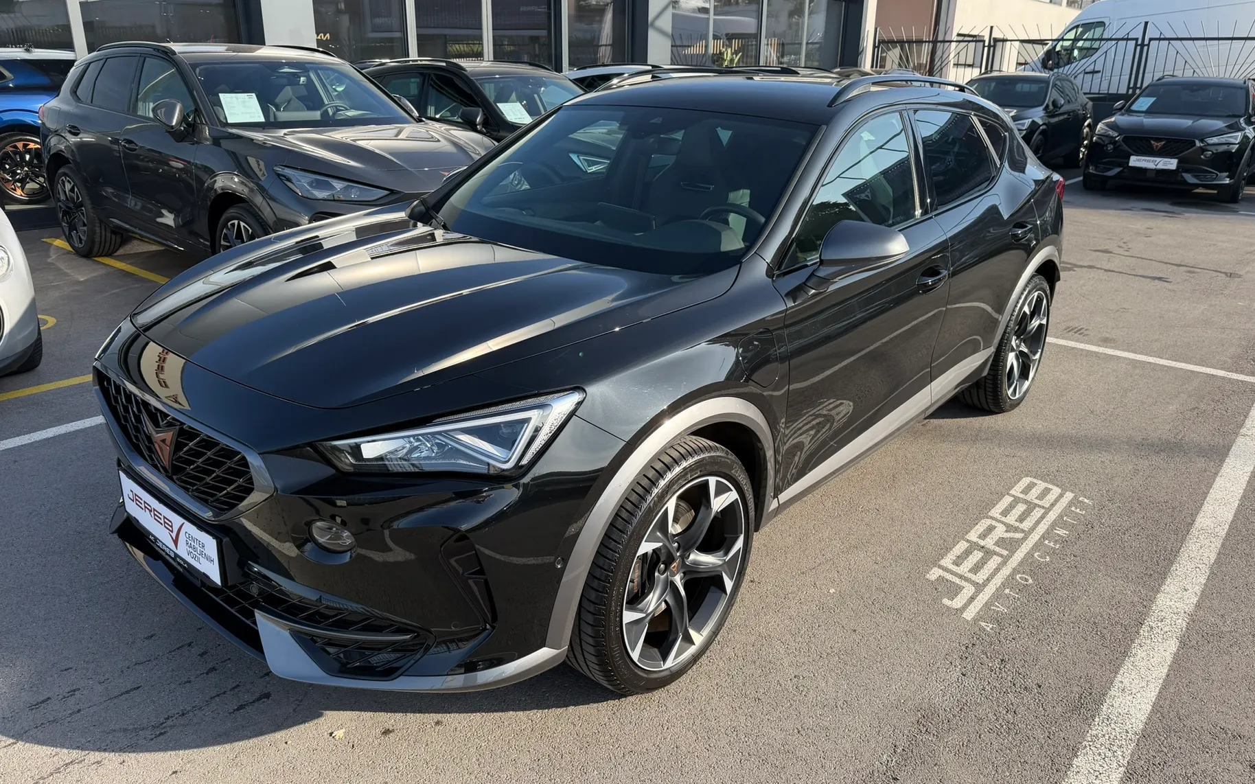 Zunanja slika - Cupra Formentor - 1.4 e-HYBRID 180 kW 245 KM 6-DSG VZ - 4