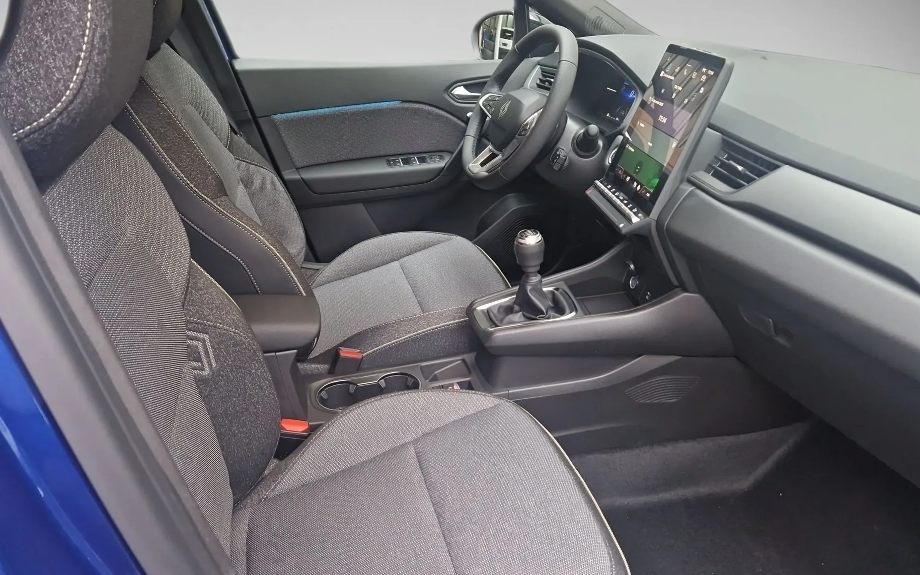 Zunanja slika - Renault Captur - TCe 115 techno + paket ZIMA - 15