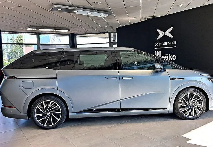Zunanja slika - Xpeng X9 - LONG RANGE. EL.VLEČNA KJUKA. MAT BARVA - 4
