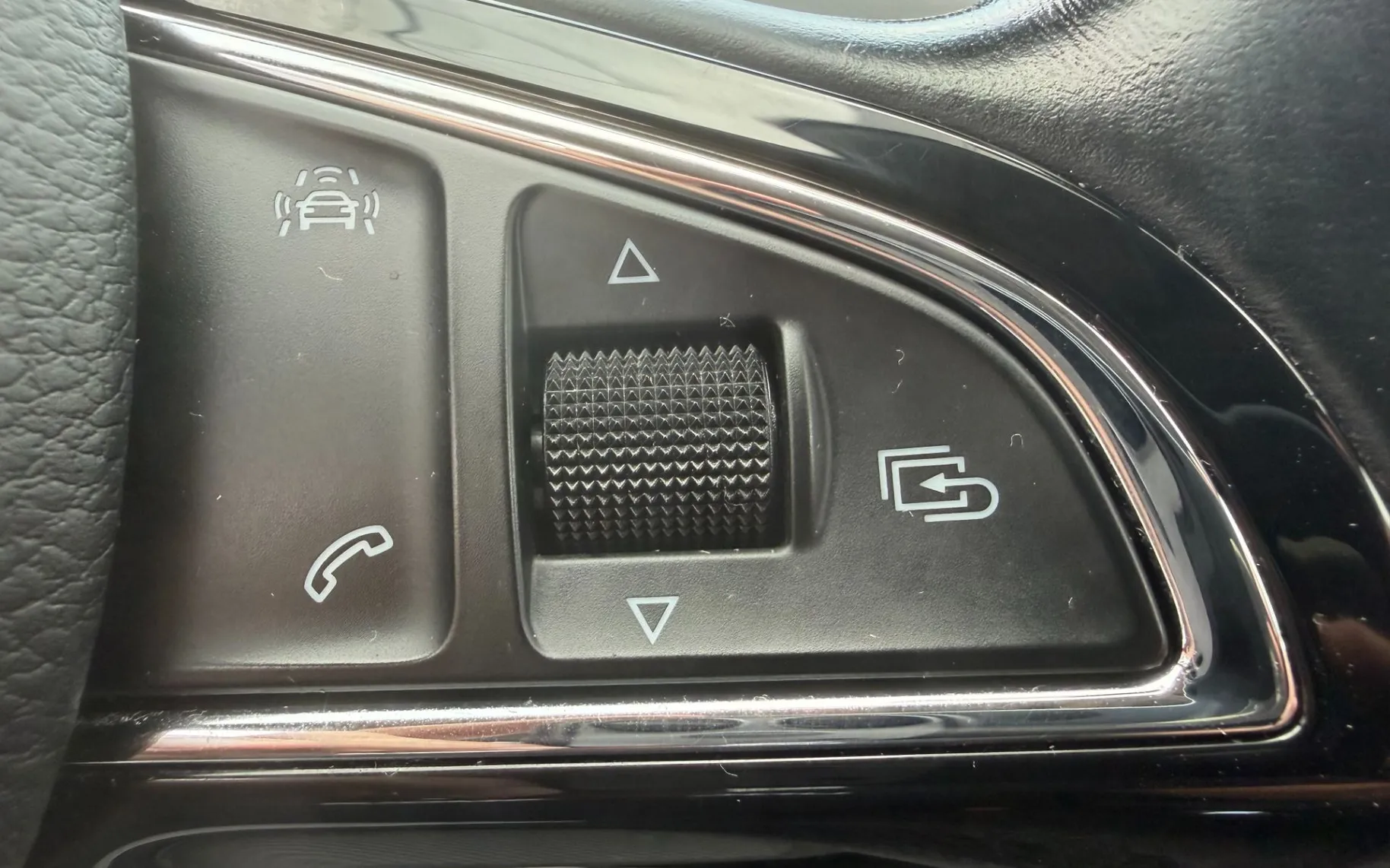Zunanja slika - Škoda Octavia - Combi 2,0 TDI L&K - 17