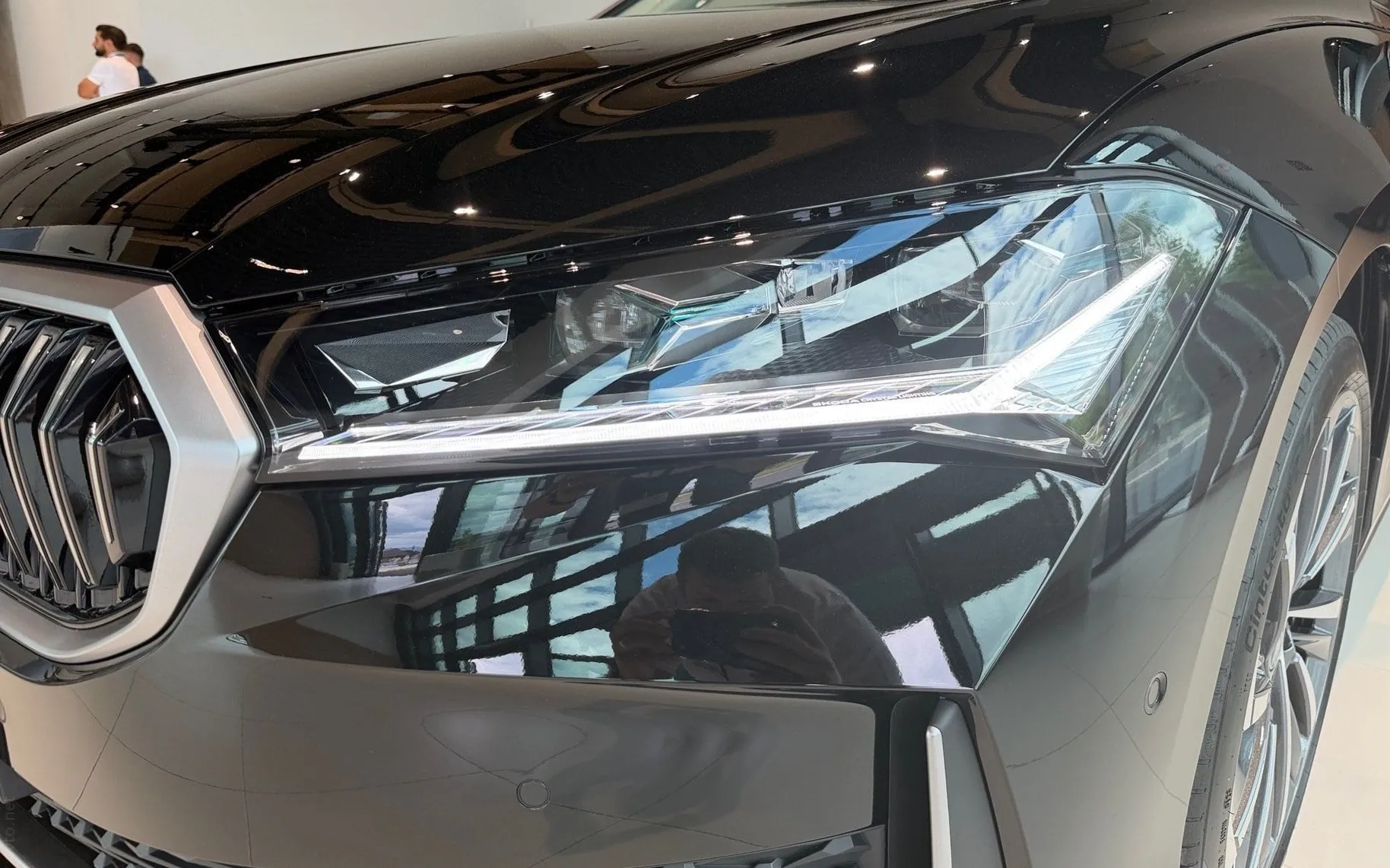 Zunanja slika - Škoda Superb - Combi 2.0 TDI L K DSG - 5